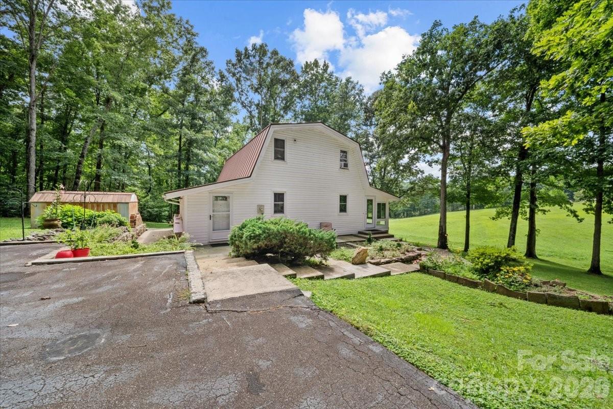 371 Patton Valley Drive Property Photo 2
