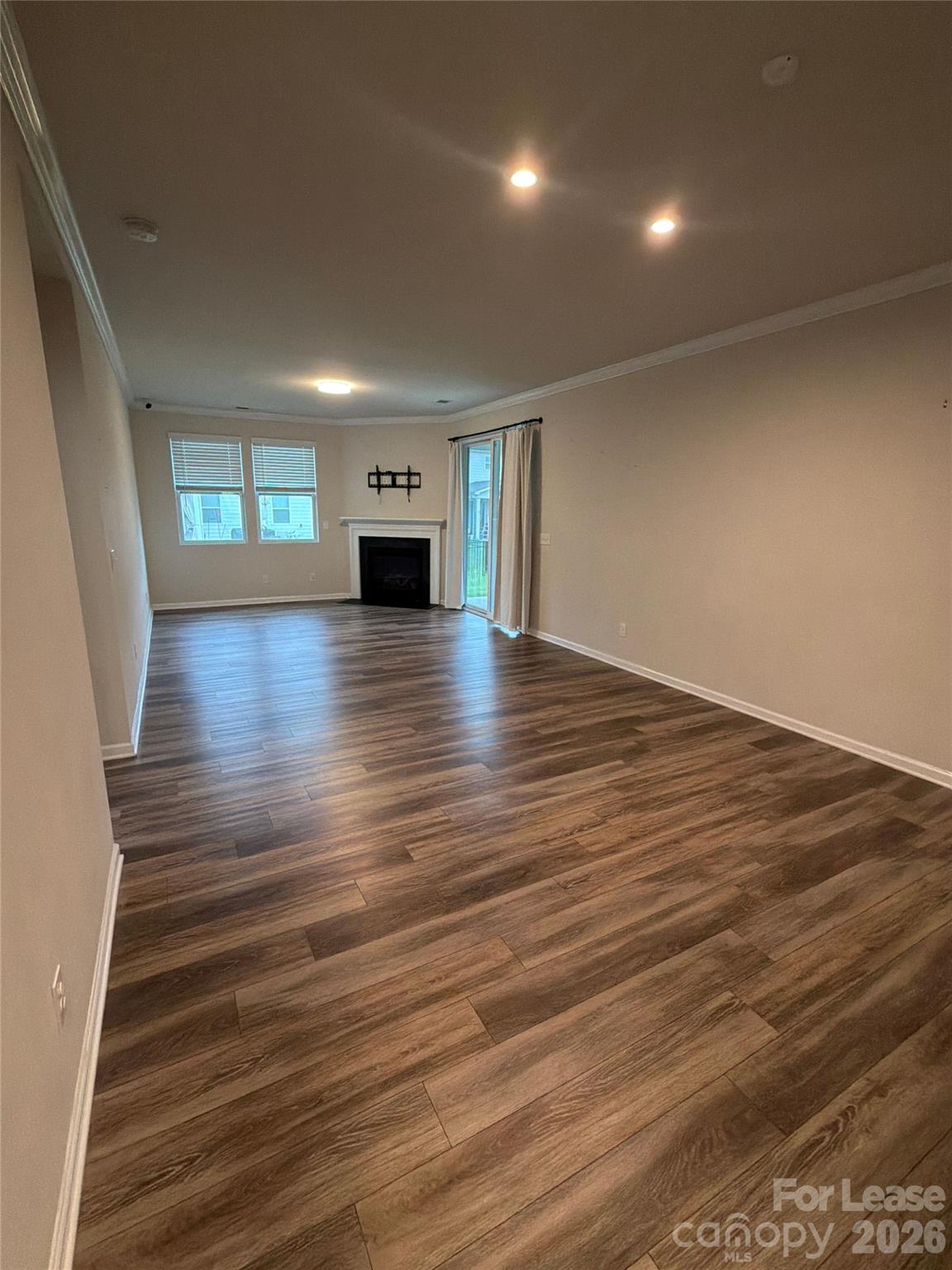 1008 Fairbrae Lane Property Photo 7