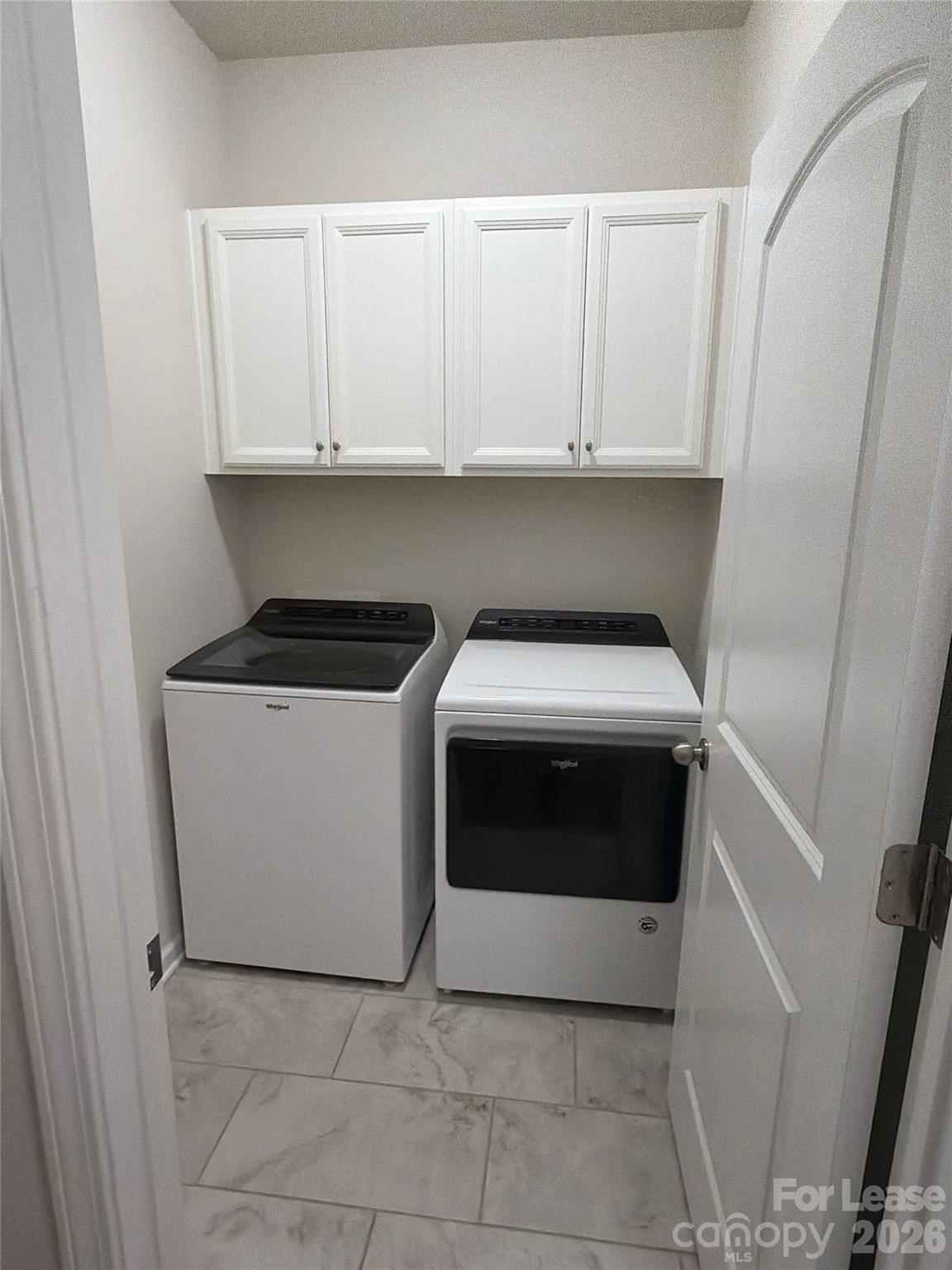 1008 Fairbrae Lane Property Photo 17