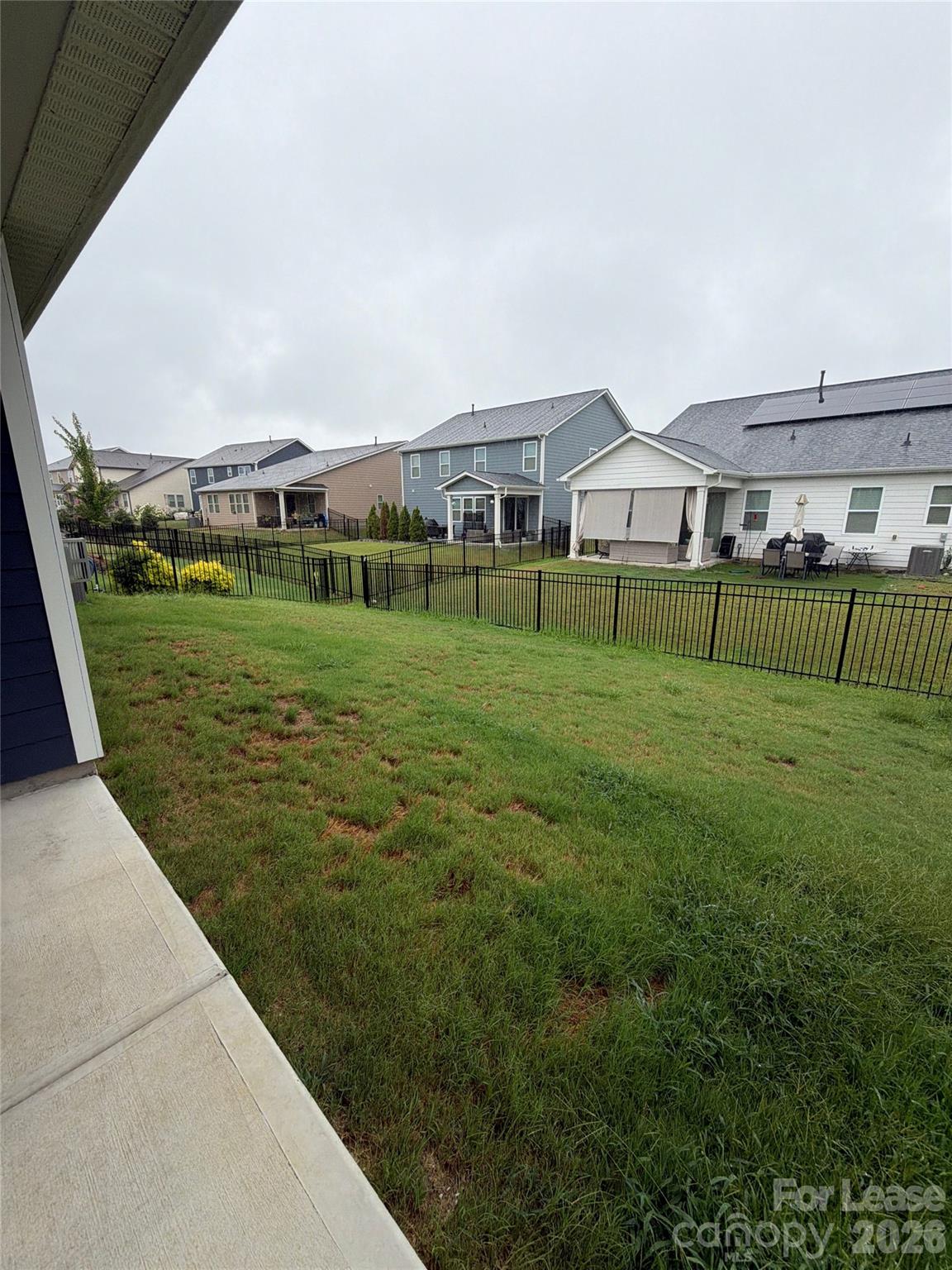 1008 Fairbrae Lane Property Photo 23