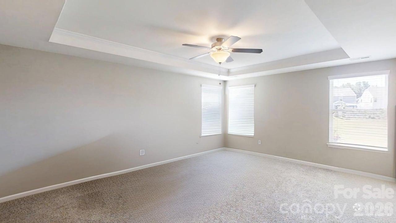 111 Lantern Acres Drive Property Photo 12