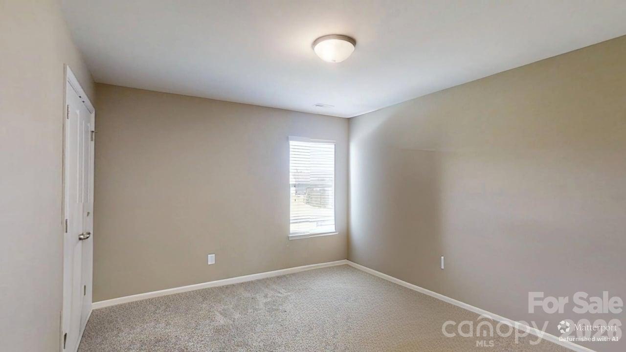 111 Lantern Acres Drive Property Photo 16