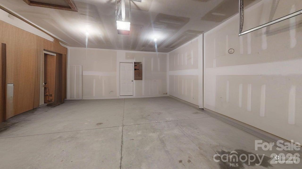 111 Lantern Acres Drive Property Photo 22