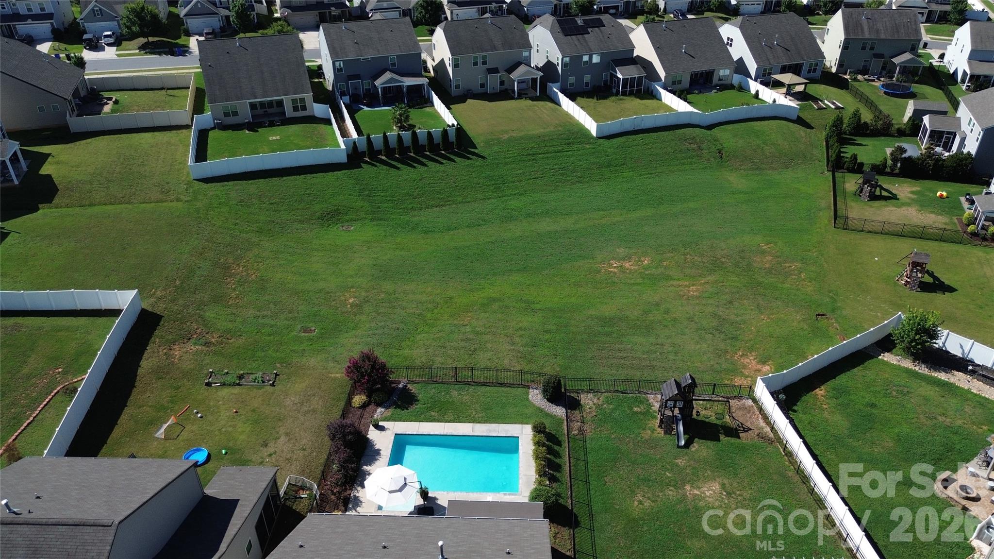 111 Lantern Acres Drive Property Photo 26