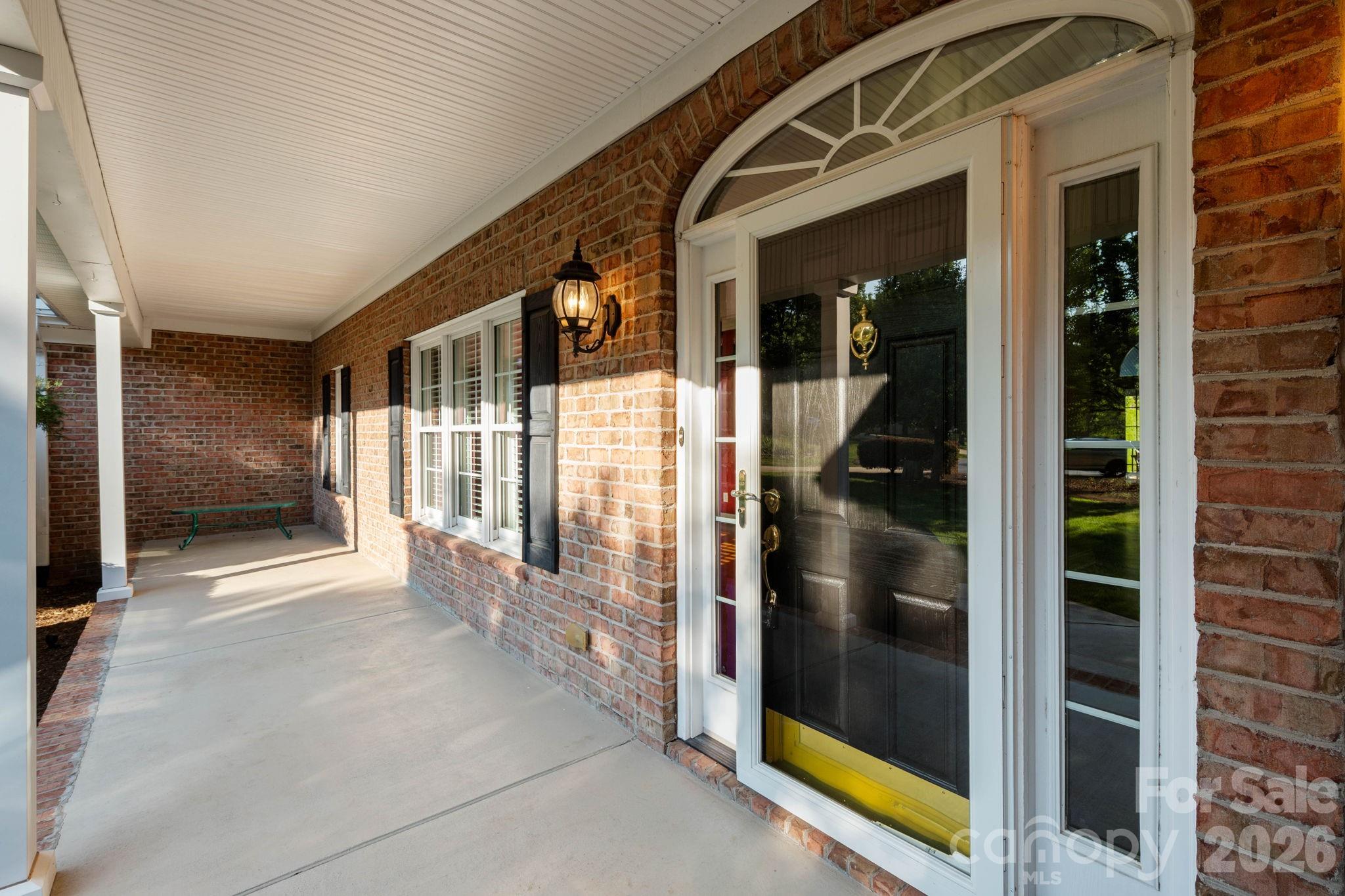 1851 29th Avenue Place Property Photo 3