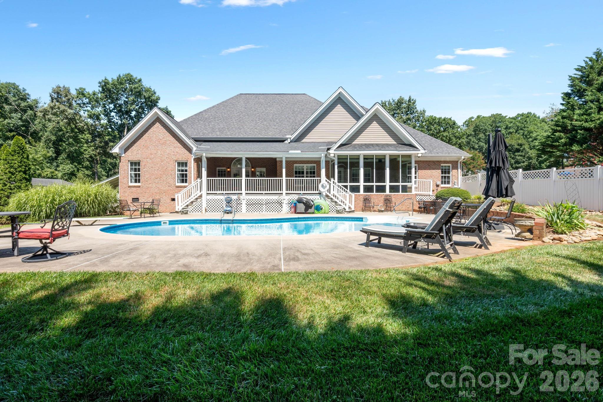 1851 29th Avenue Place Property Photo 23