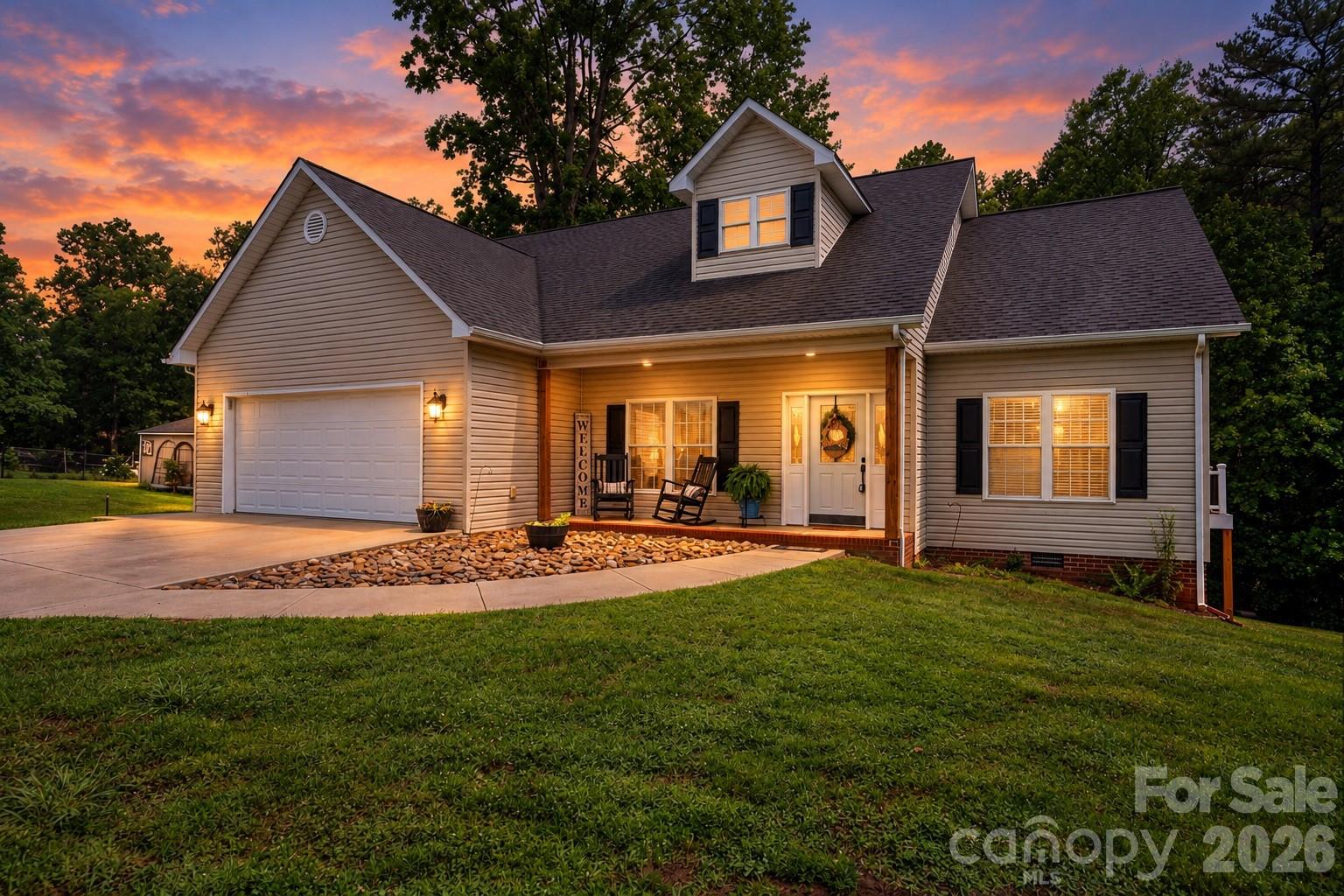 142 Azalea Drive Property Photo 1
