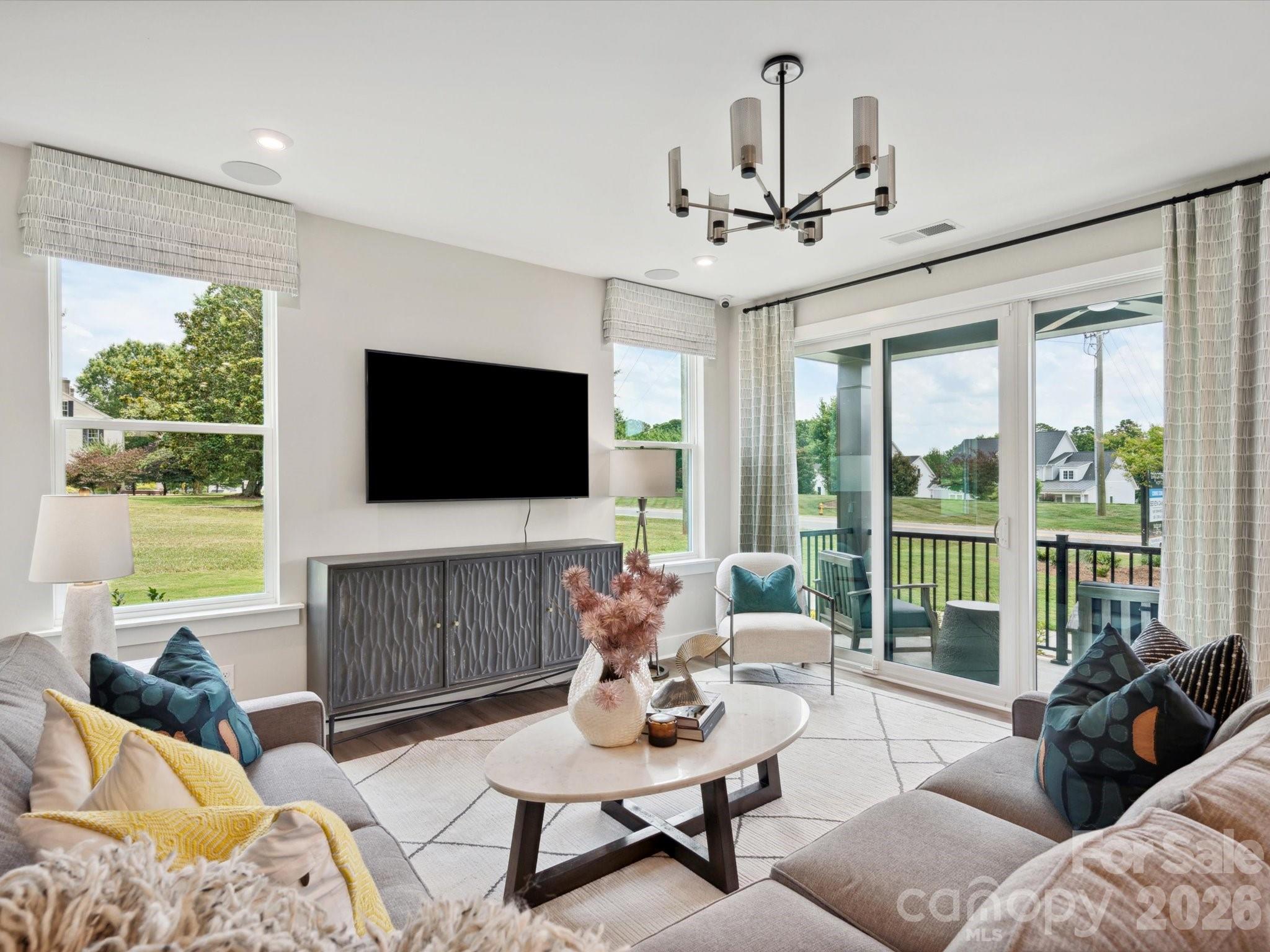 59 Seven Oaks Landing Property Photo 6