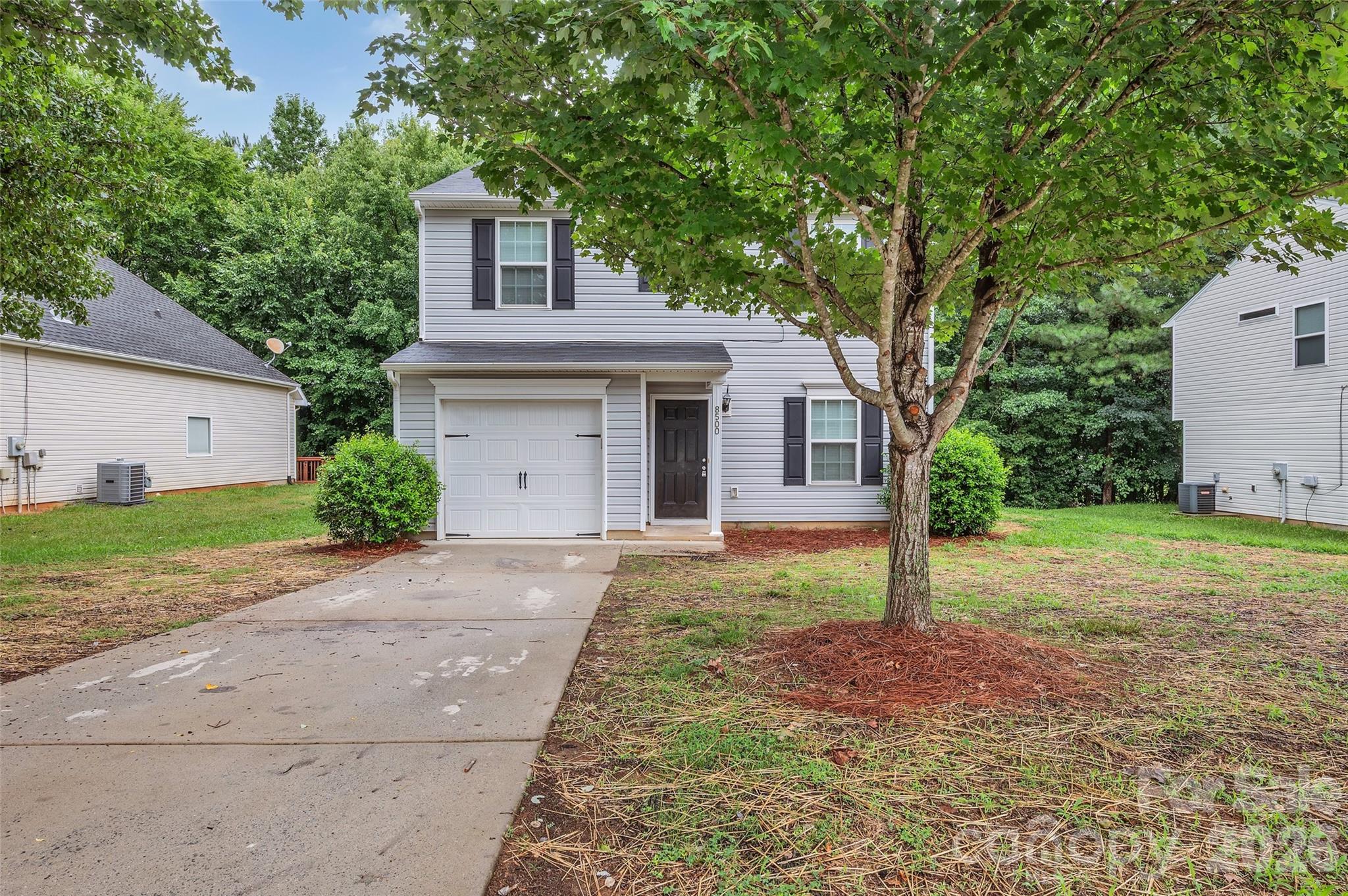 8500 Four Sisters Lane Property Photo 2