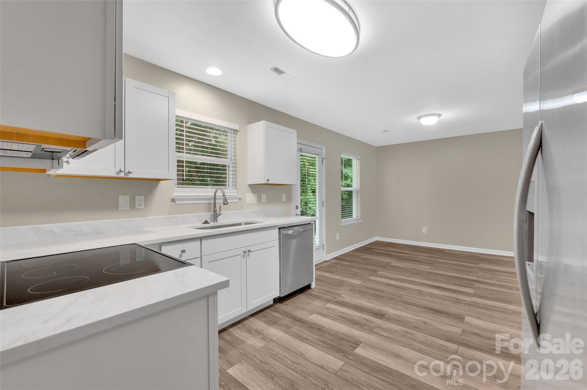 8500 Four Sisters Lane Property Photo 12