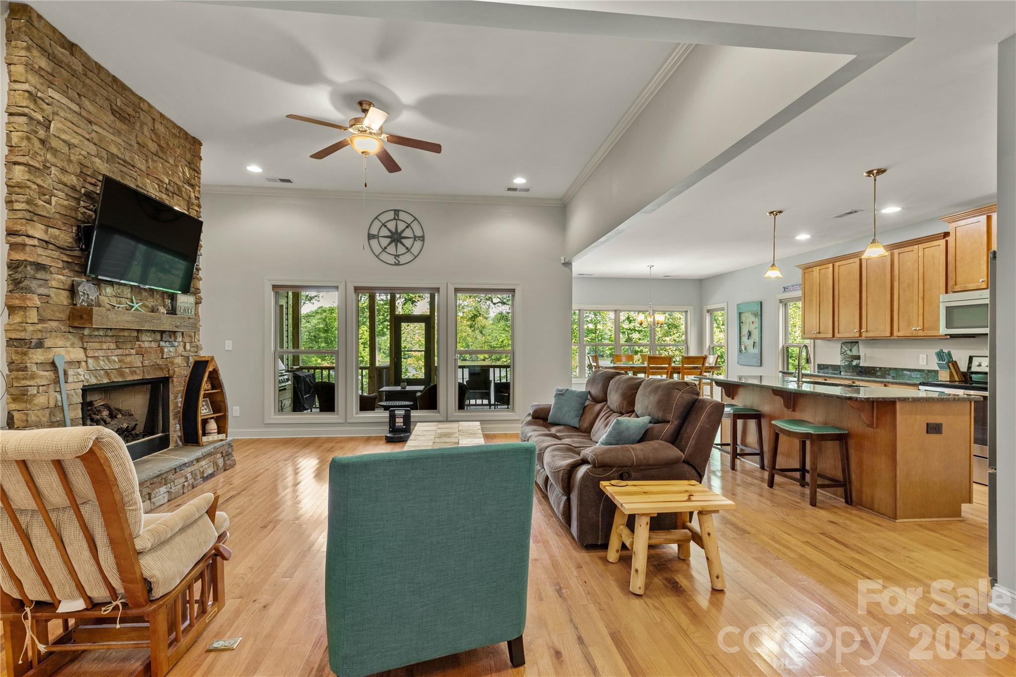 2051 Great North Road Property Photo 11