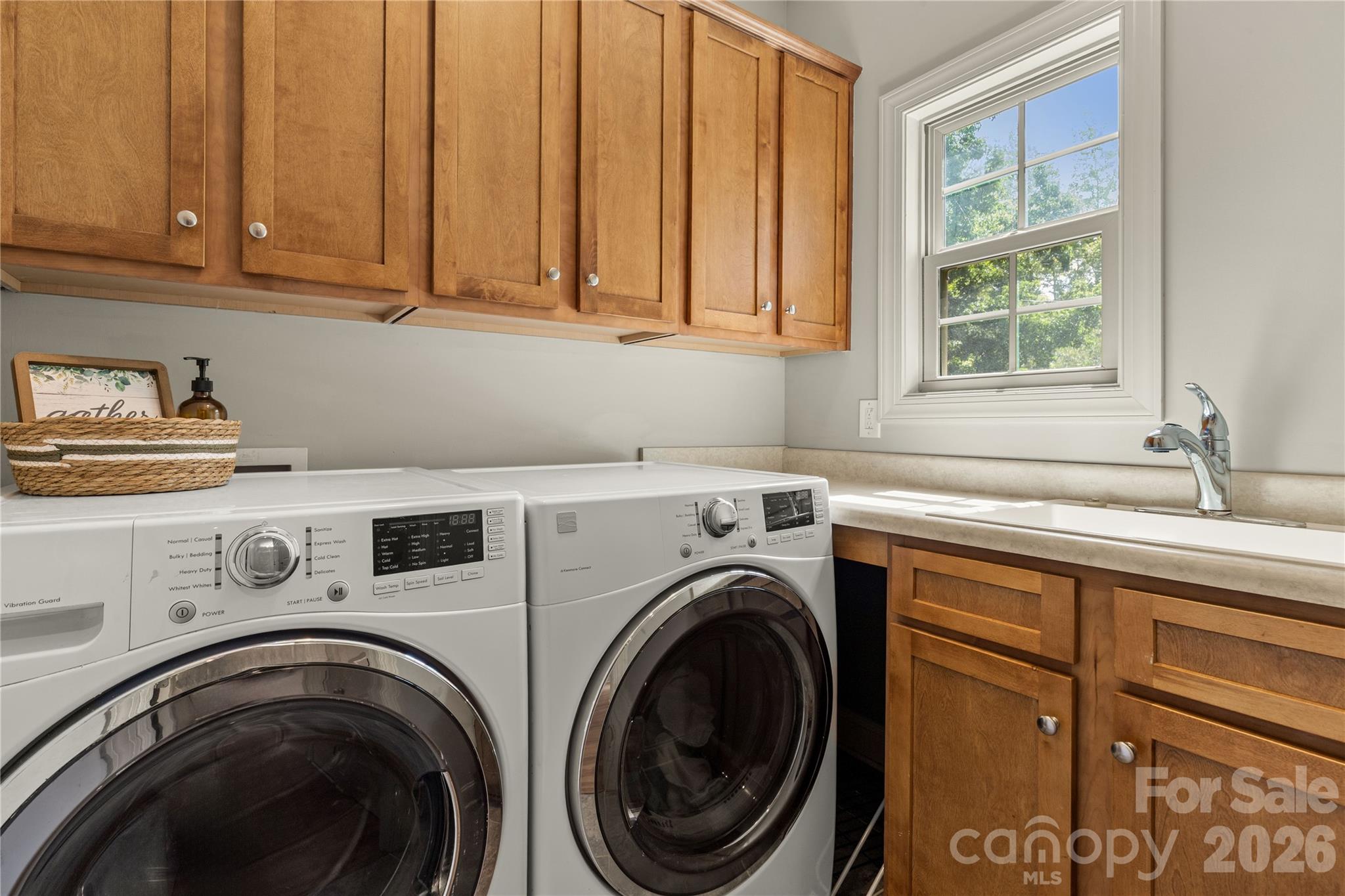 2051 Great North Road Property Photo 18