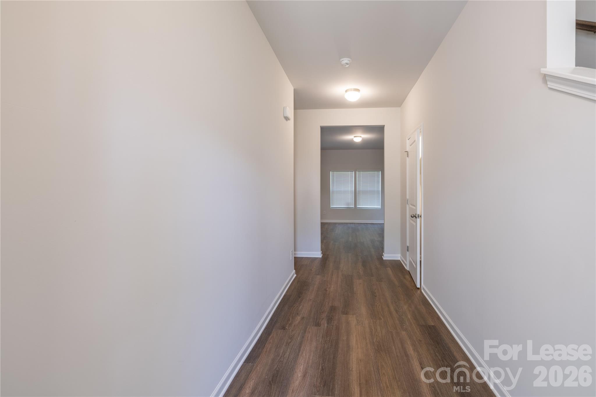 208 S Bell Avenue Property Photo 3