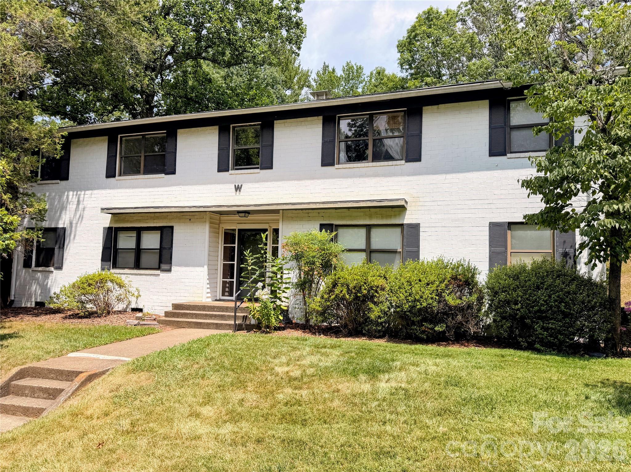 615 Biltmore Avenue W-3 Property Photo 1