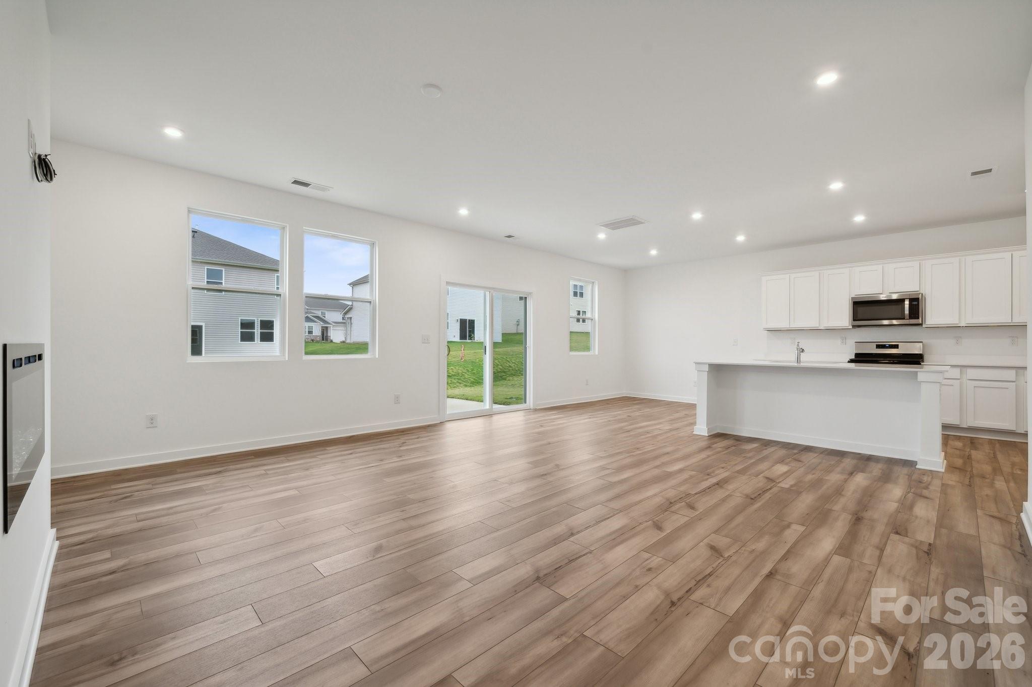 826 Olde England Drive Property Photo 13