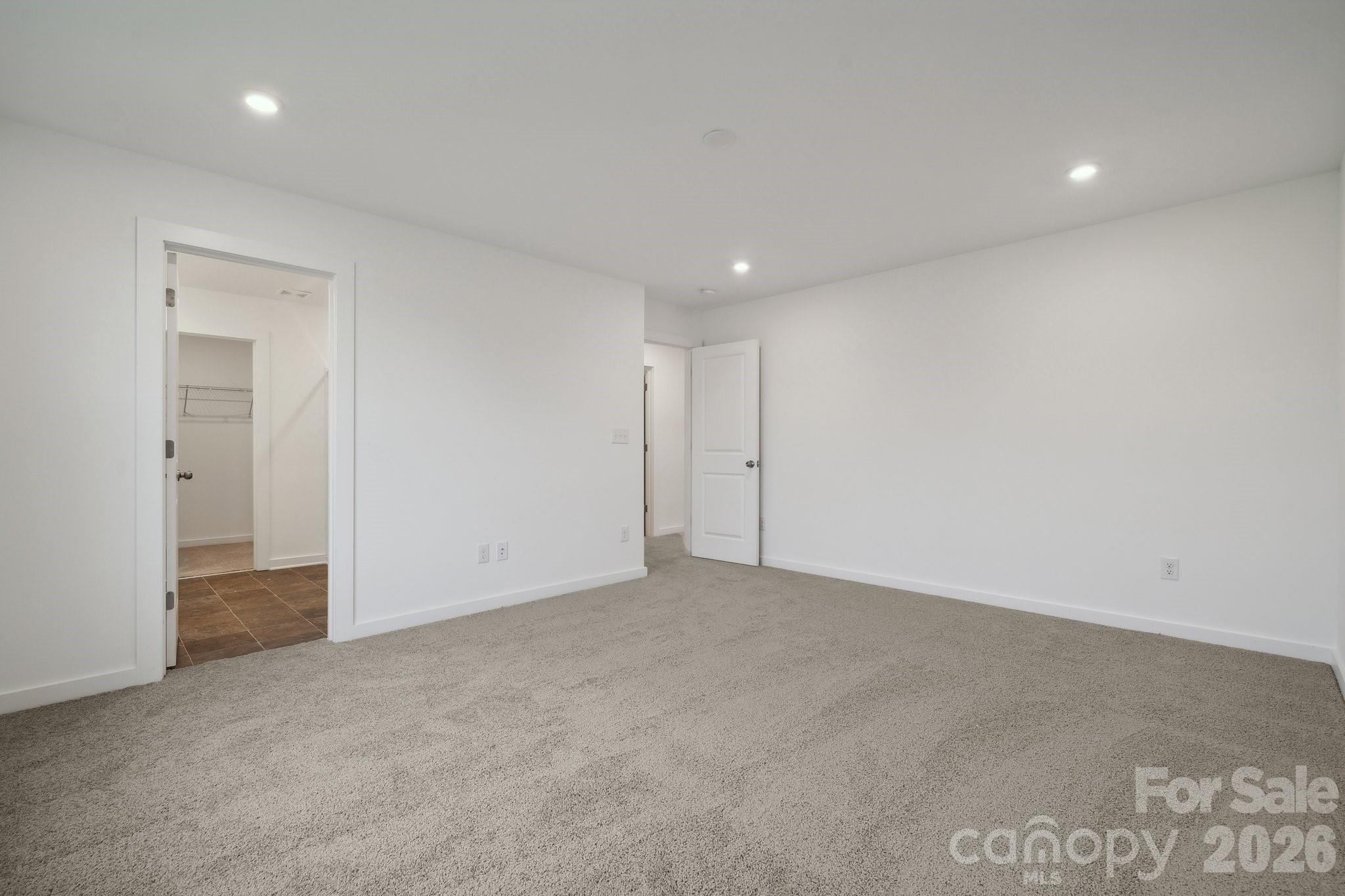 826 Olde England Drive Property Photo 19