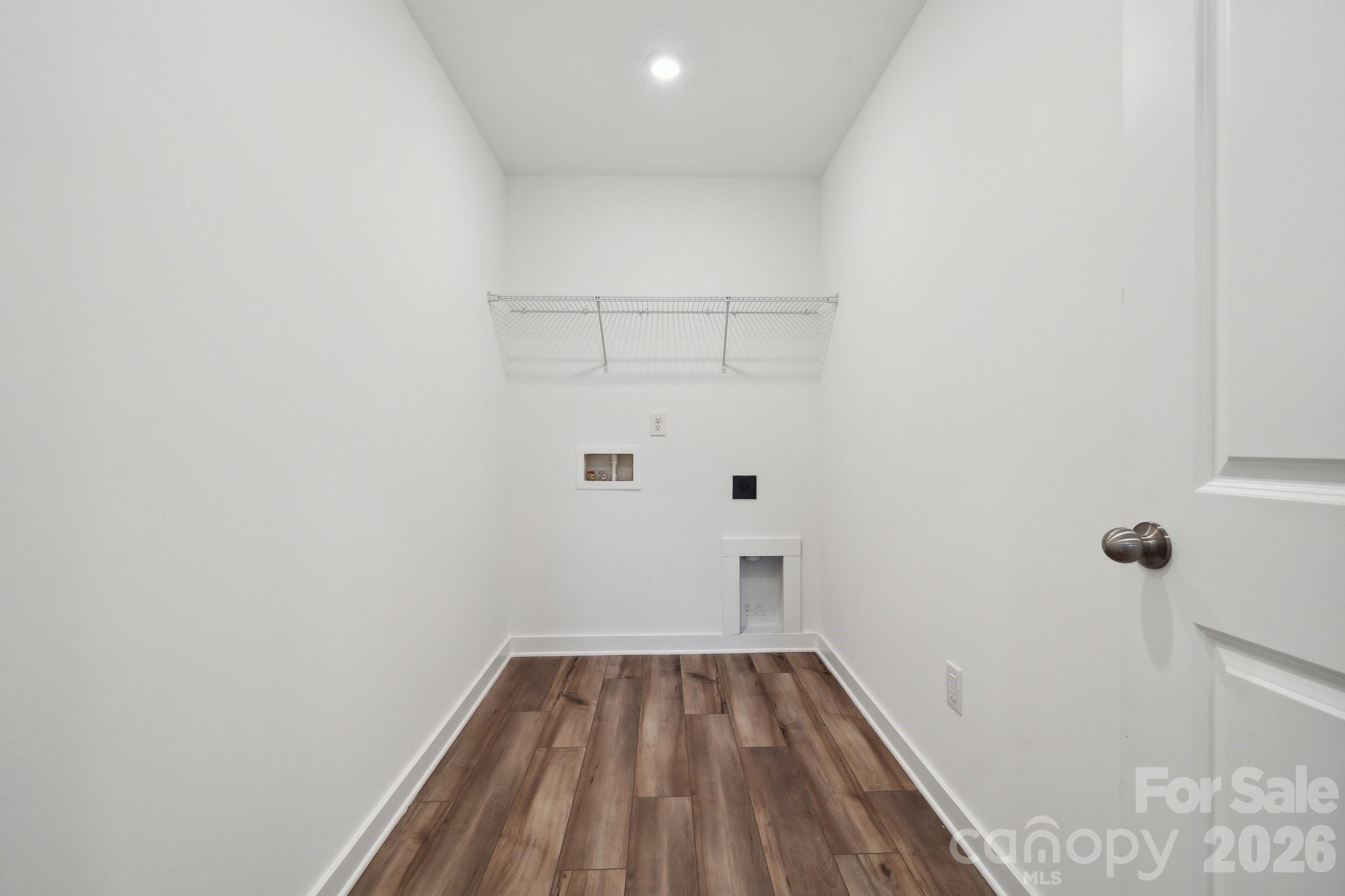 826 Olde England Drive Property Photo 21