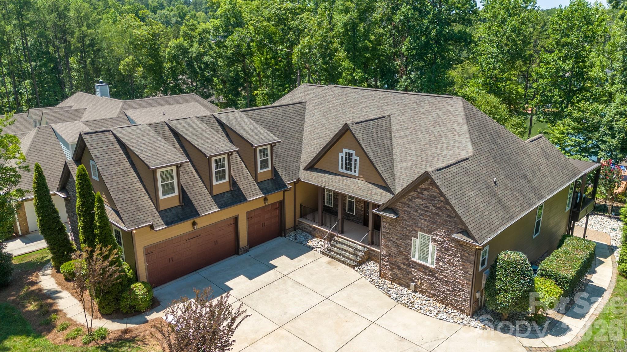 4412 Lake Forest Road Property Photo 1