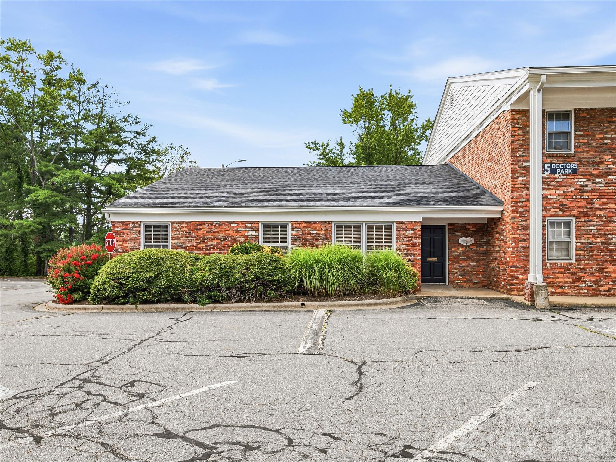 5 Doctors Park A1 Property Photo 2