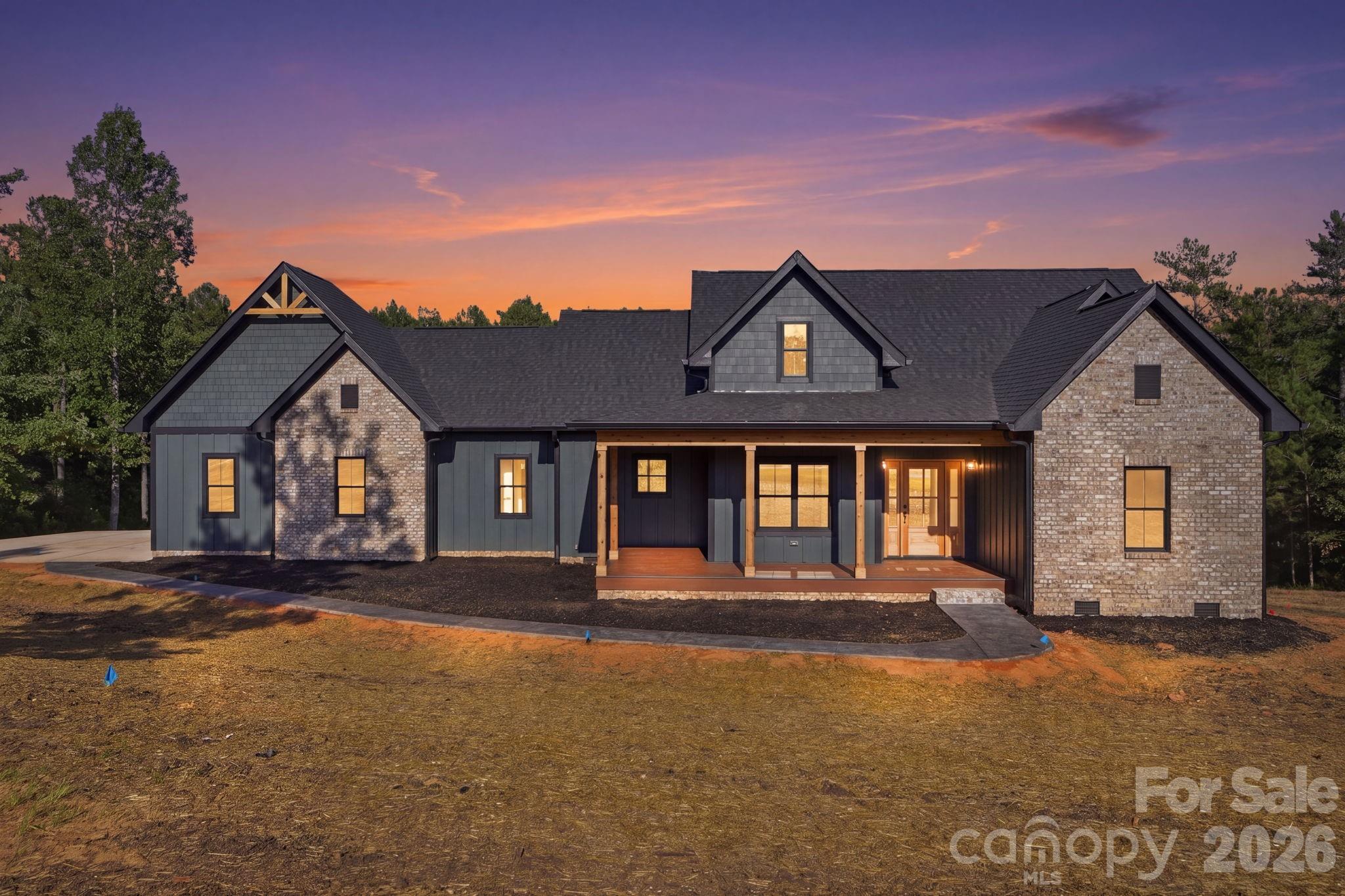 5529 Paddock Way Property Photo 1