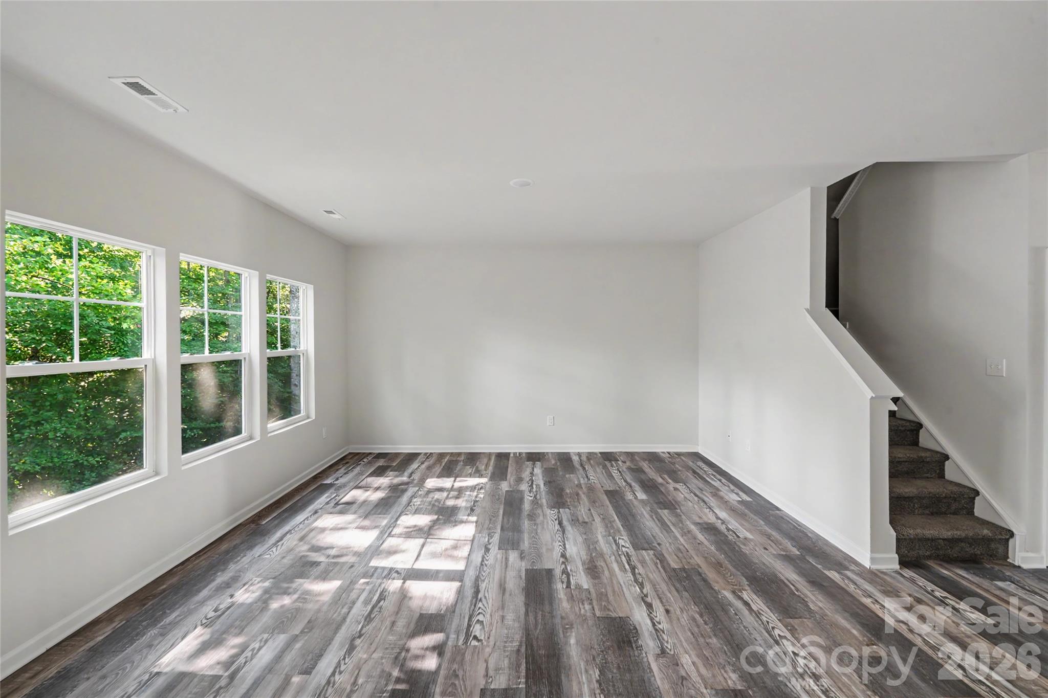 5146 Mark Drive Property Photo 2