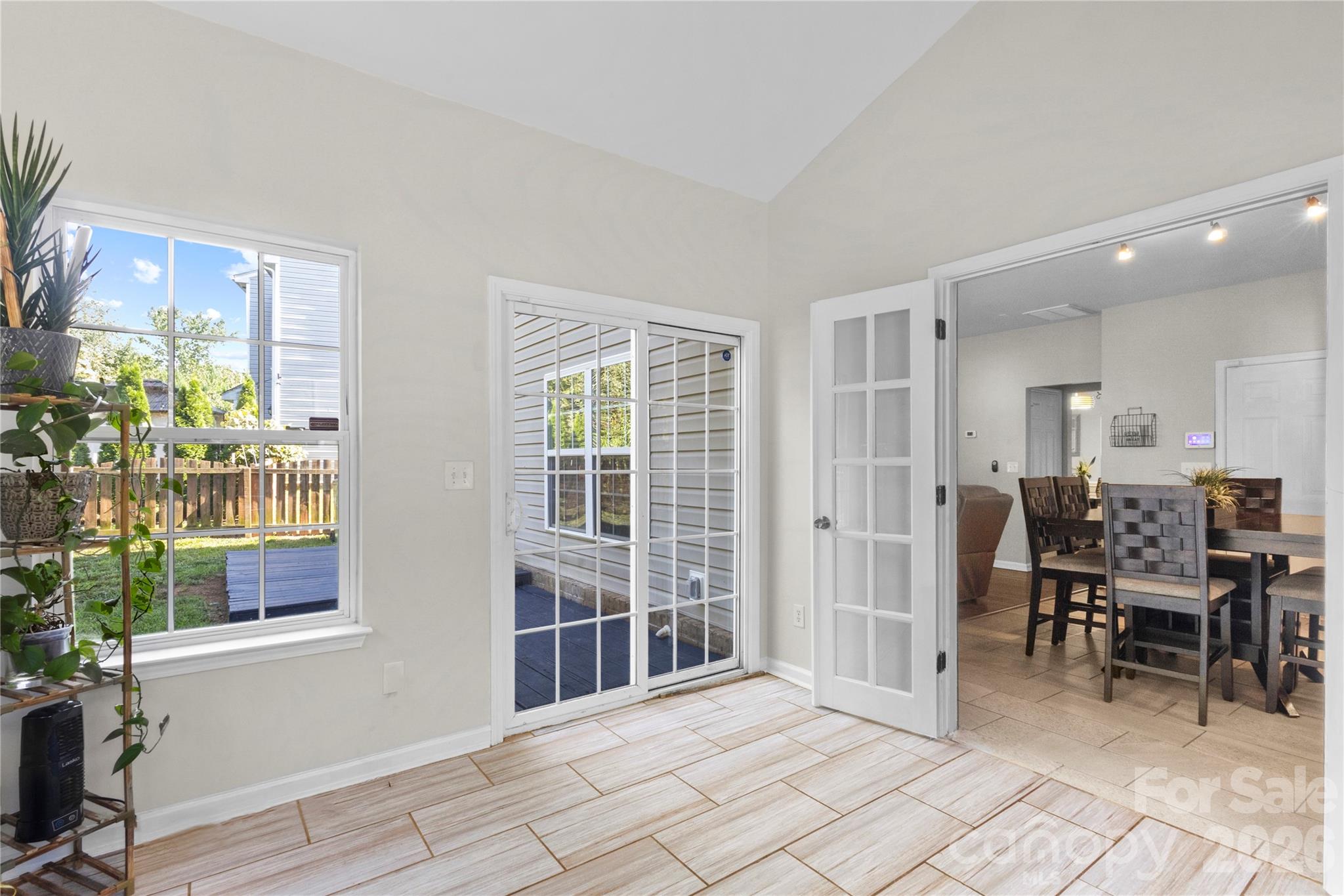 6600 Hermsley Road Property Photo 8