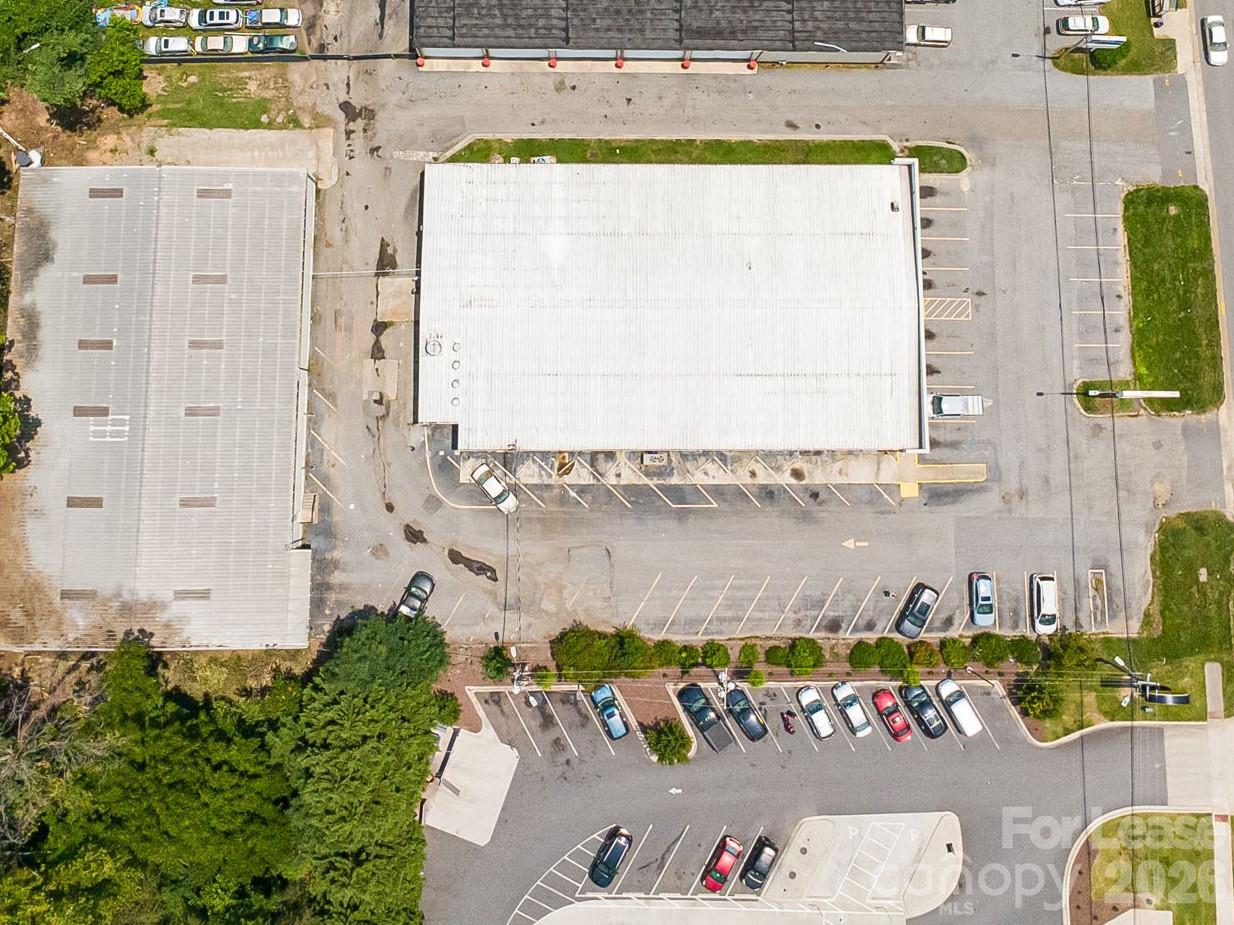 1380 Tunnel Road Property Photo 2