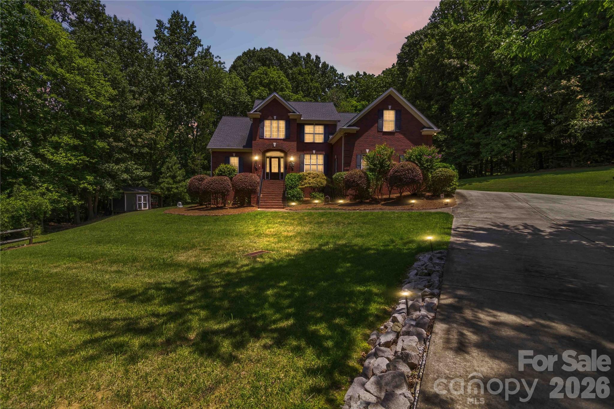 280 Catawba Crest Lane Property Photo 1