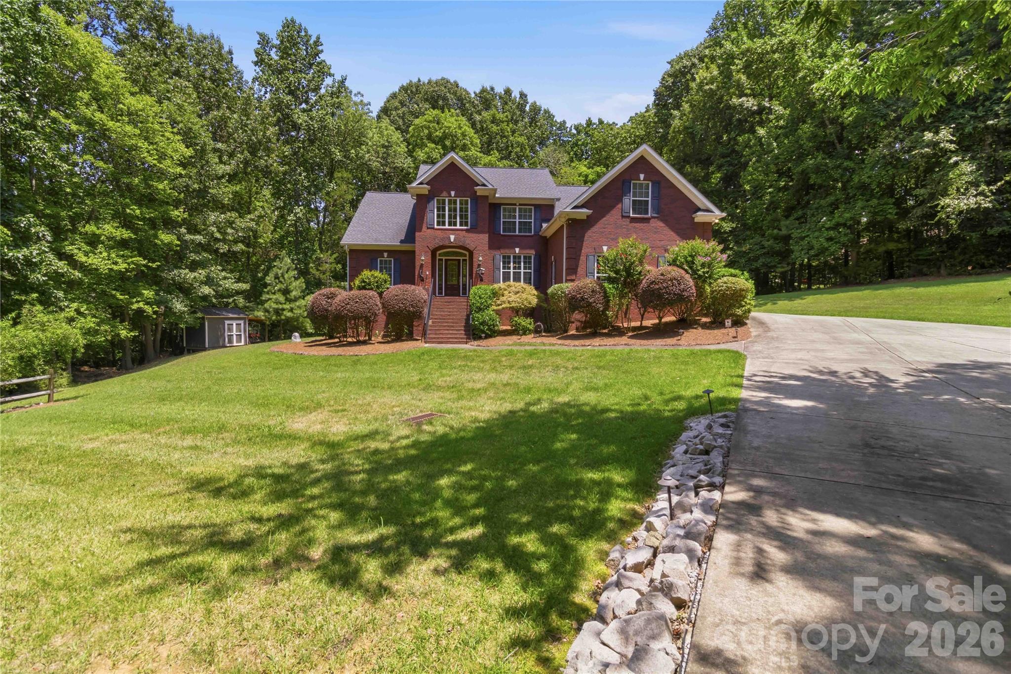 280 Catawba Crest Lane Property Photo 2