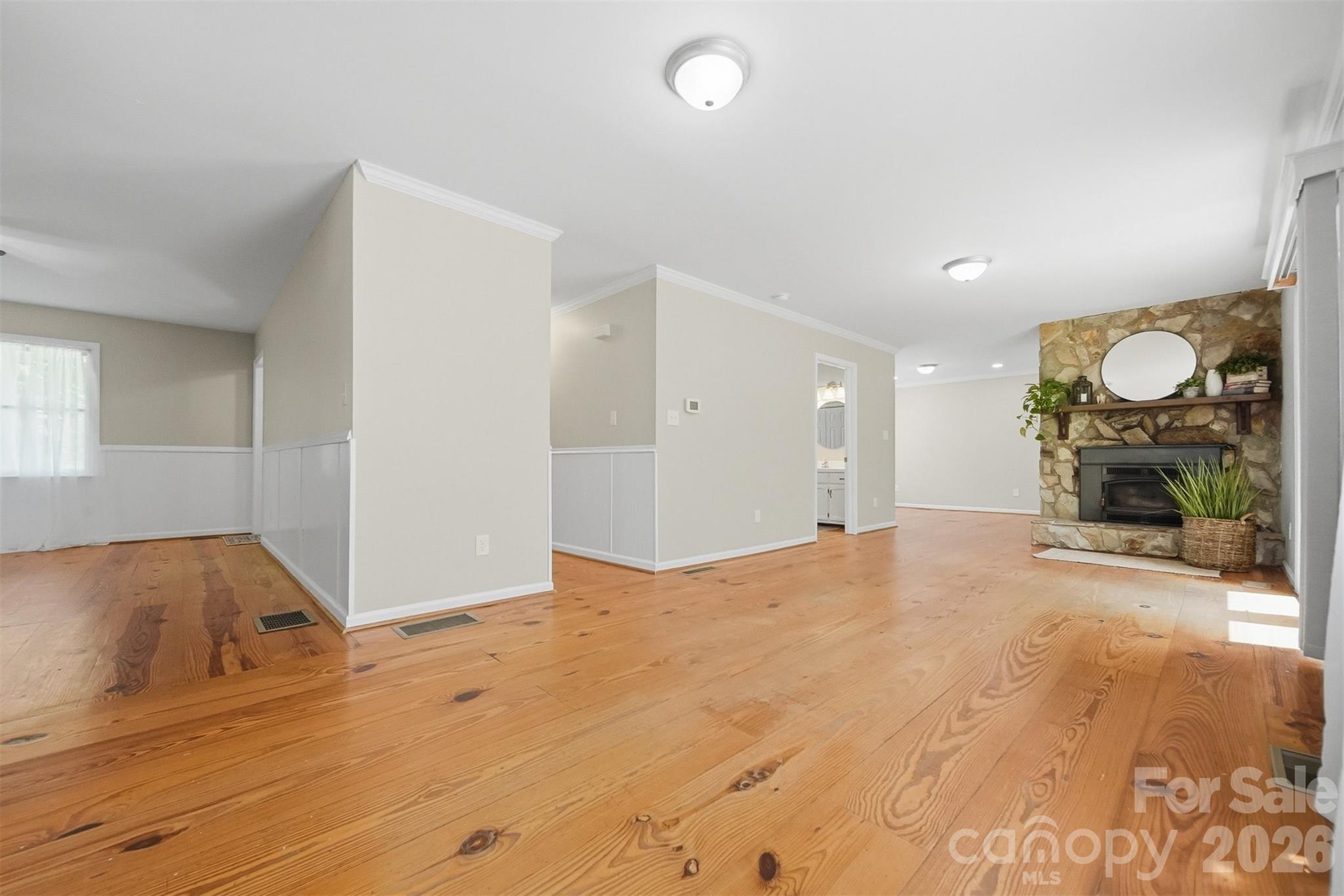 131 Fox Runn Drive Property Photo 11
