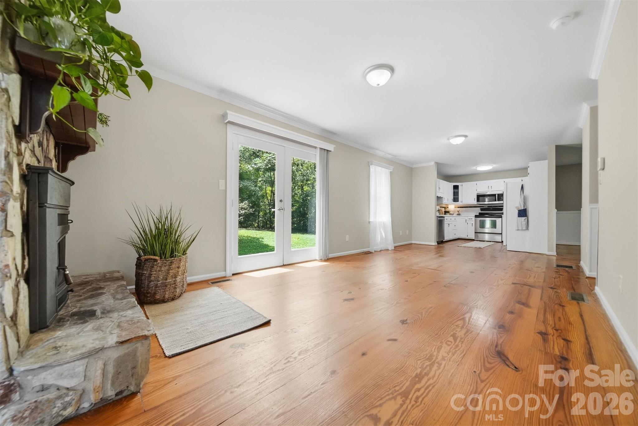 131 Fox Runn Drive Property Photo 12