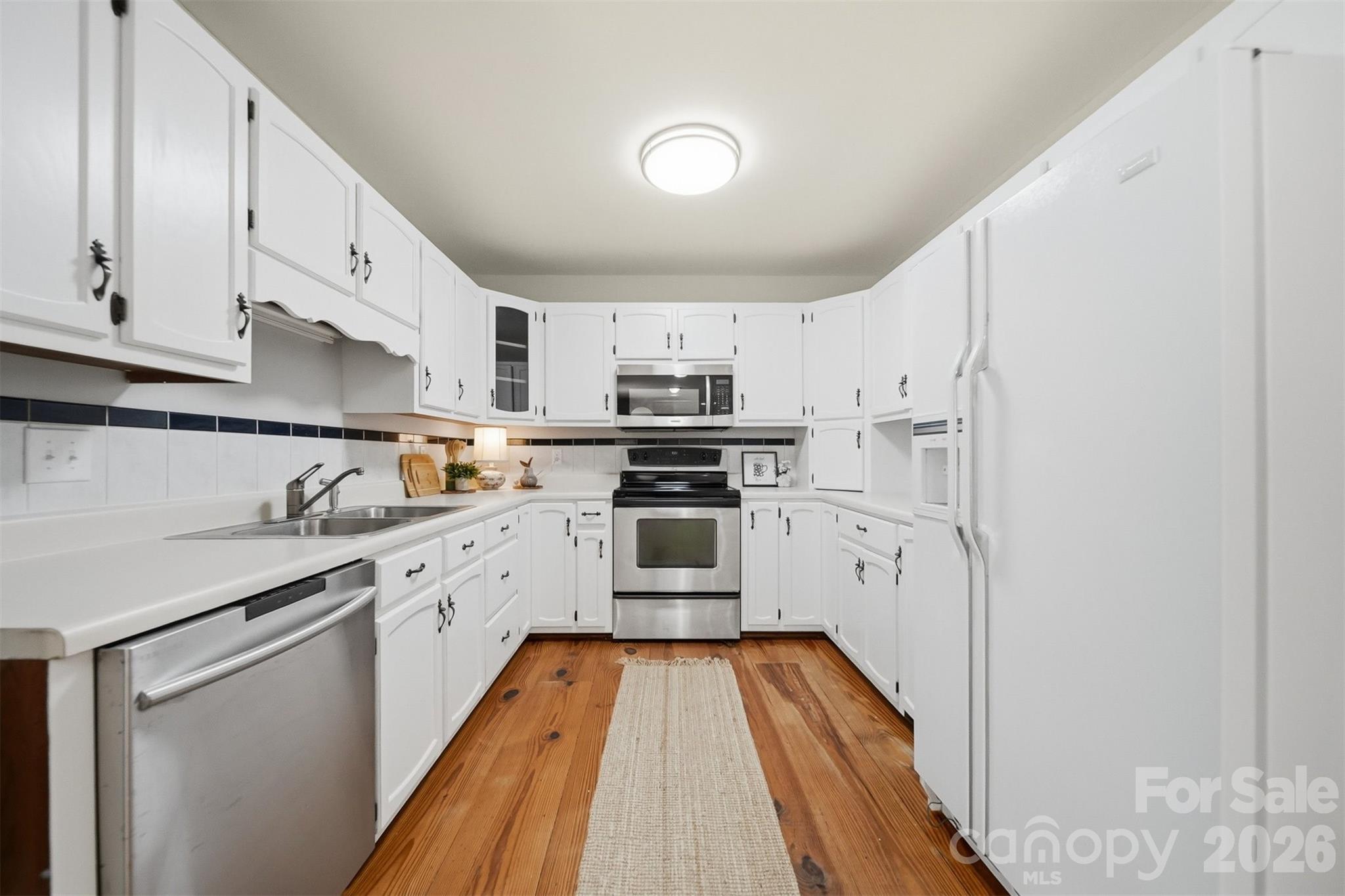 131 Fox Runn Drive Property Photo 14