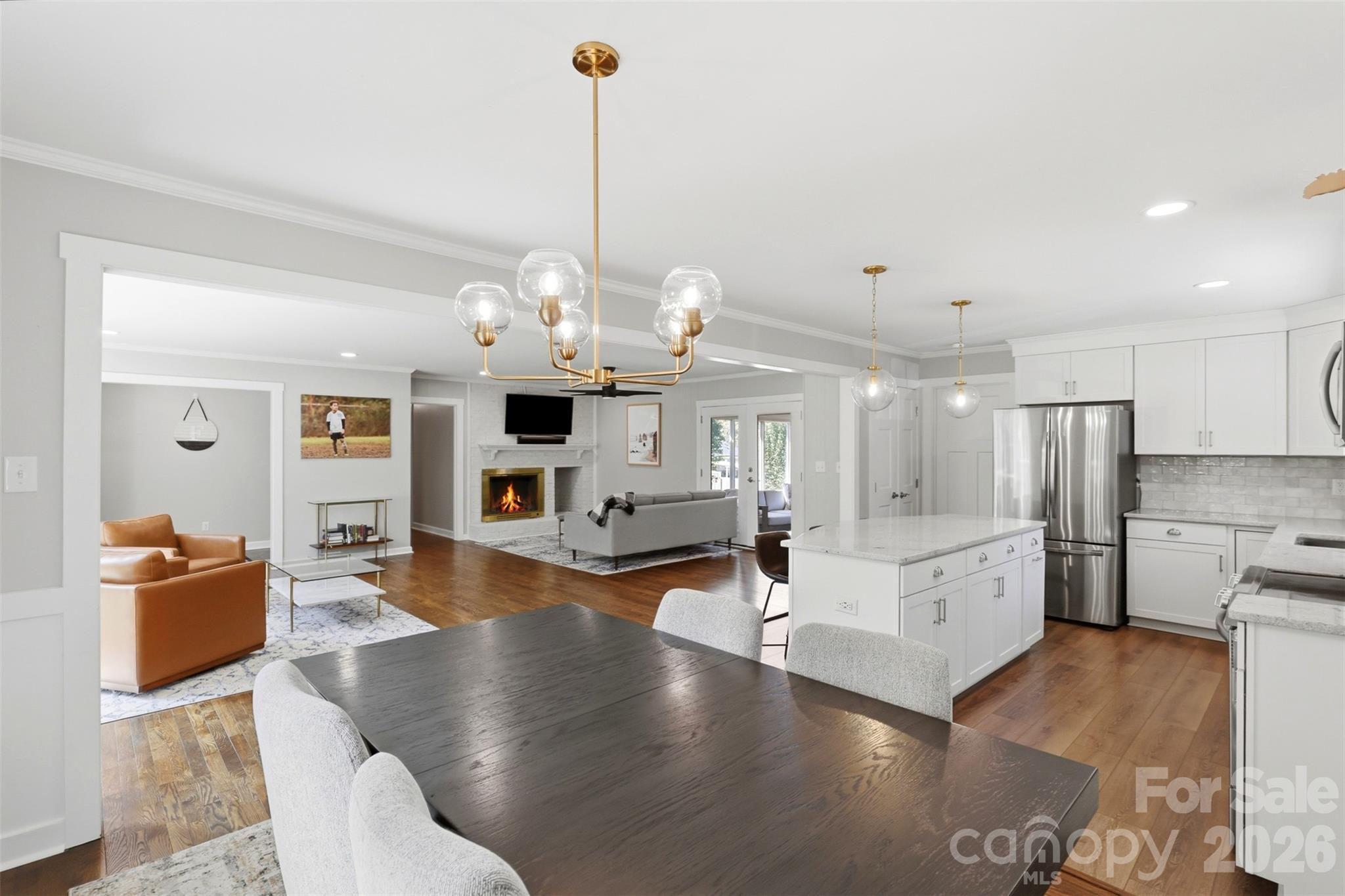 8115 Knollbrook Drive Property Photo 12