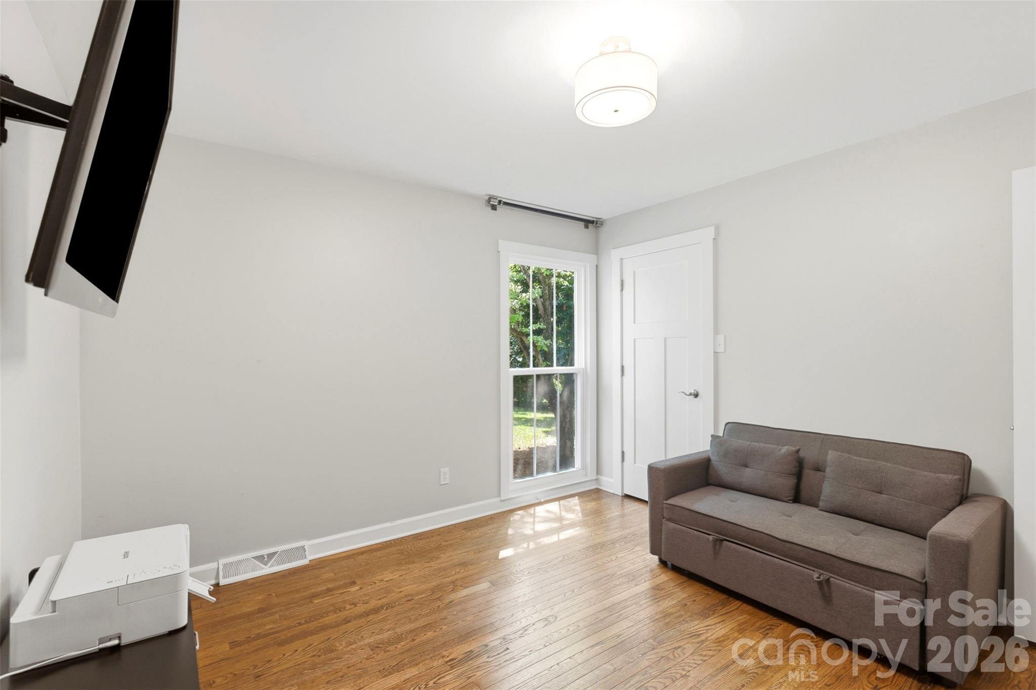 8115 Knollbrook Drive Property Photo 22