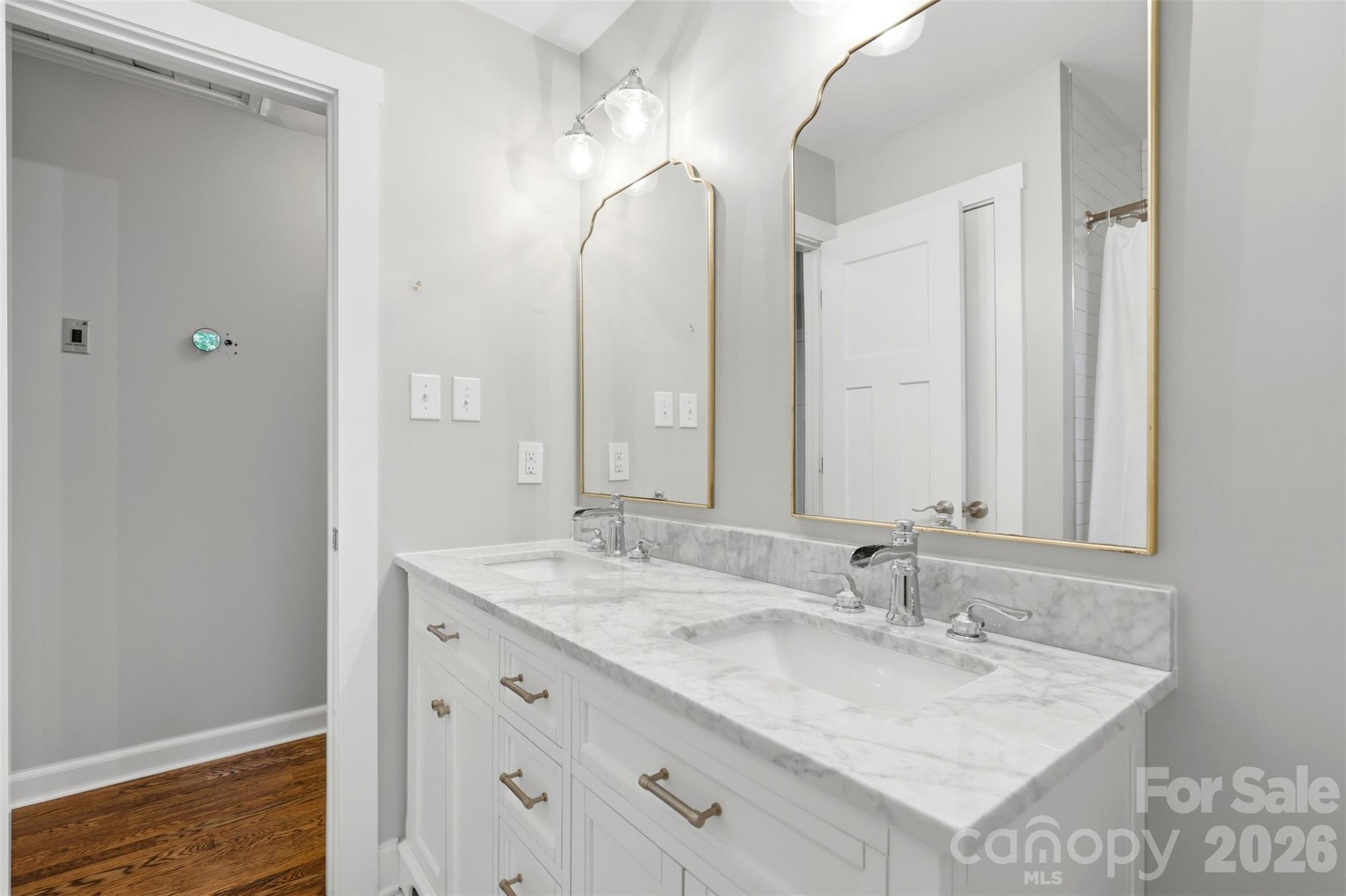 8115 Knollbrook Drive Property Photo 24