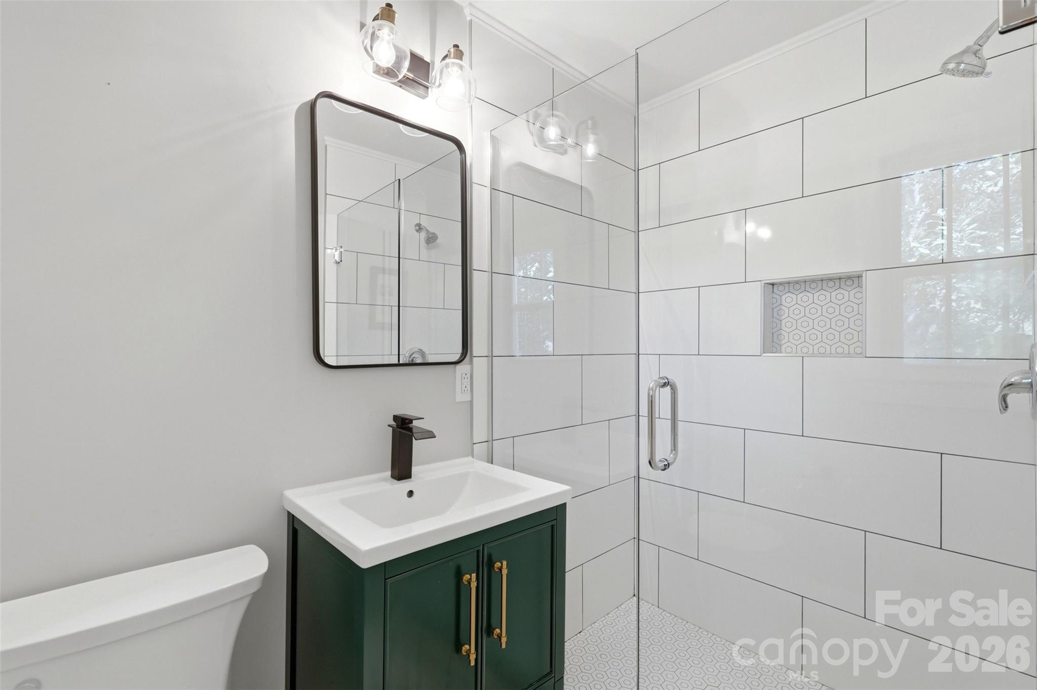 8115 Knollbrook Drive Property Photo 32