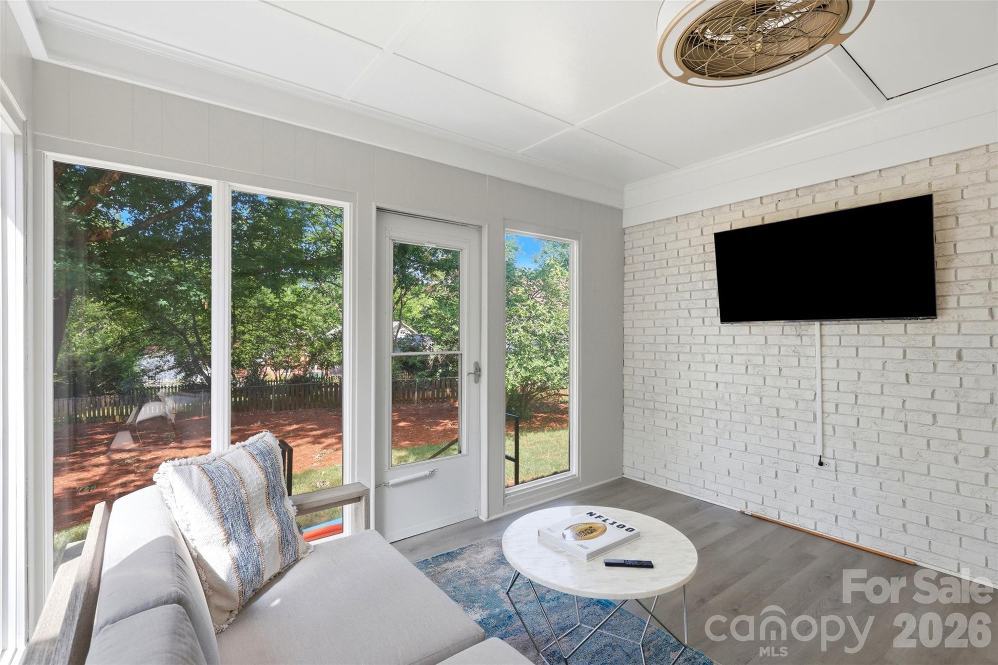 8115 Knollbrook Drive Property Photo 34