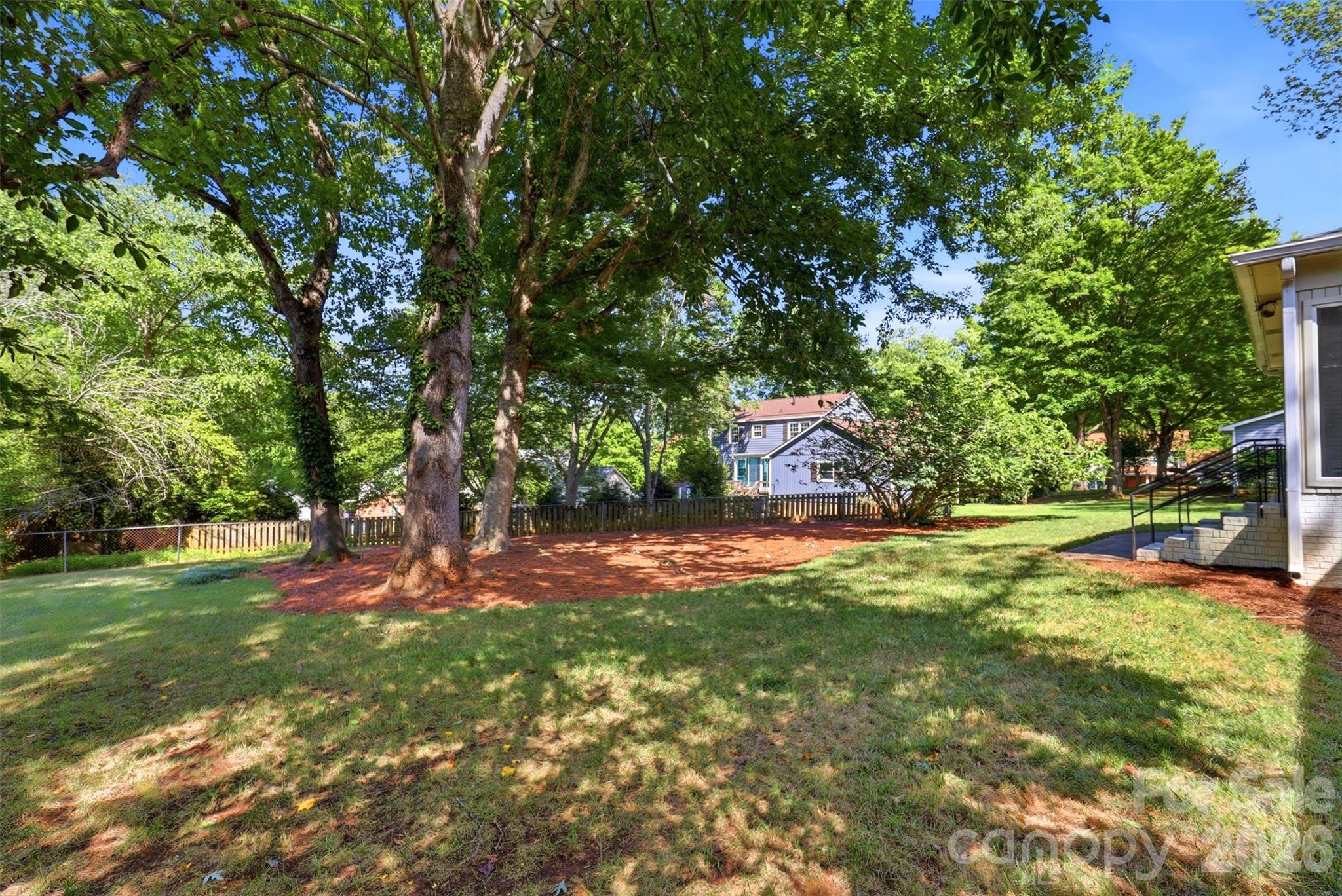 8115 Knollbrook Drive Property Photo 39