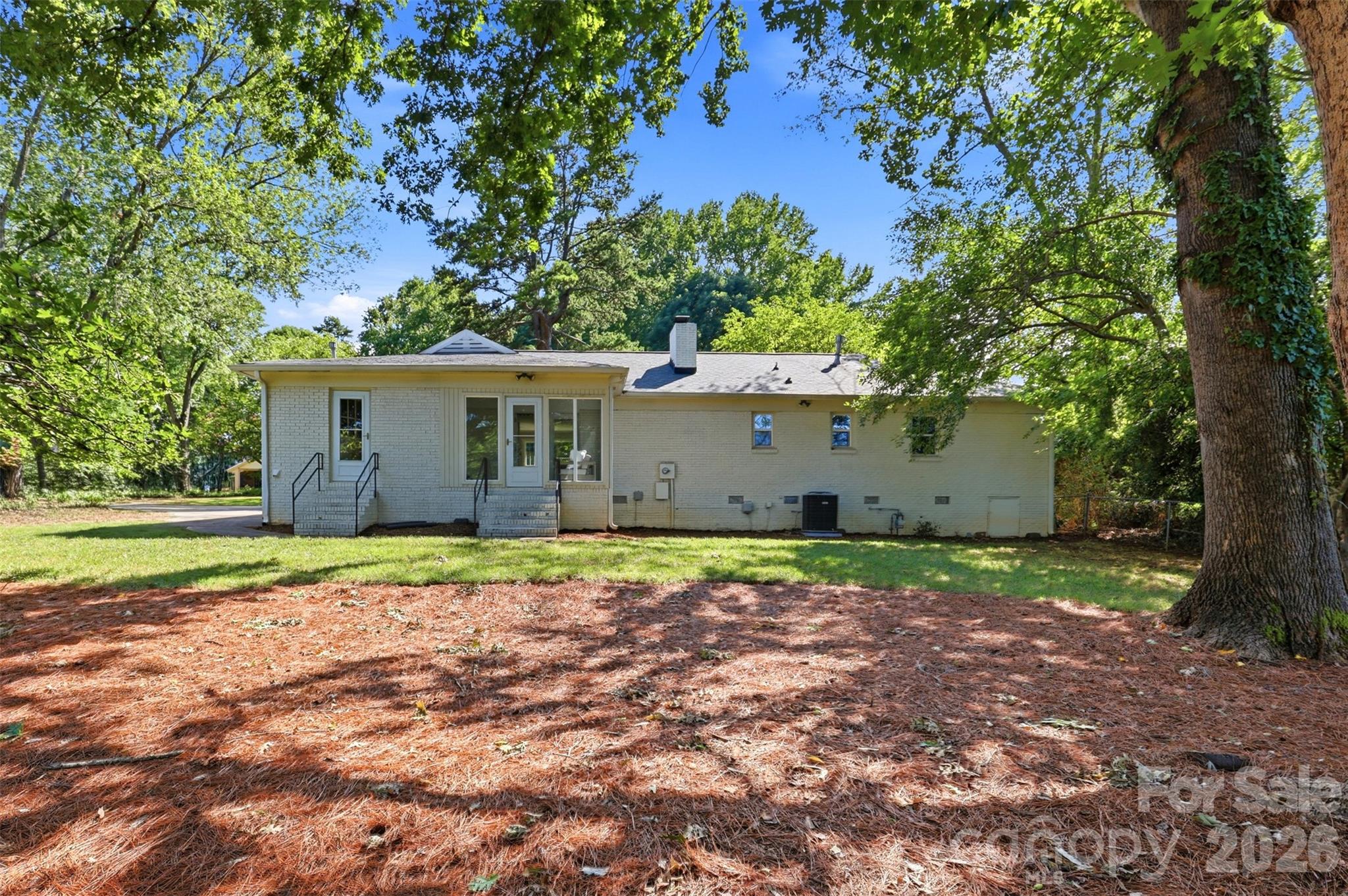 8115 Knollbrook Drive Property Photo 41