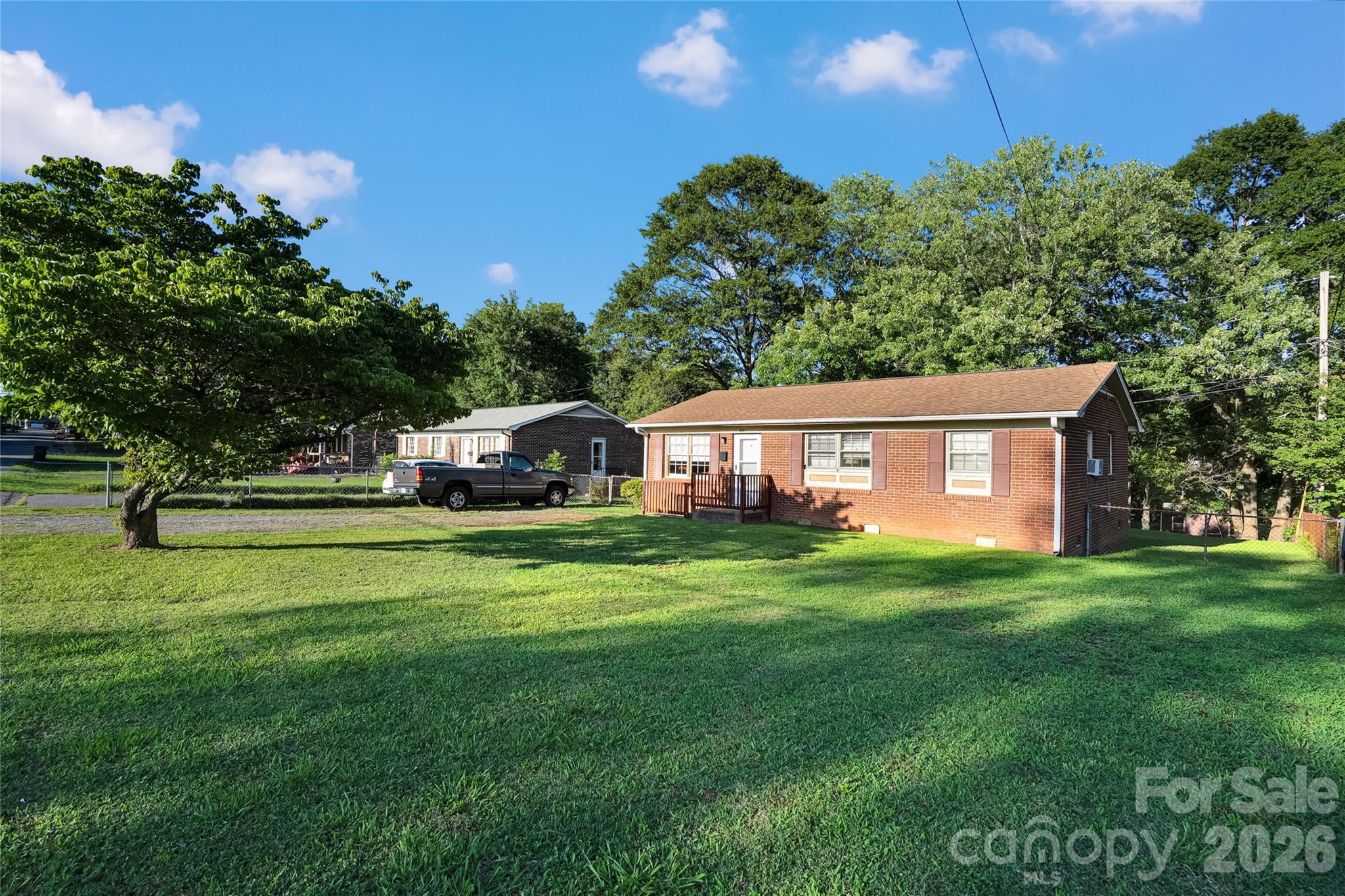 308 S Pine Street Property Photo 19