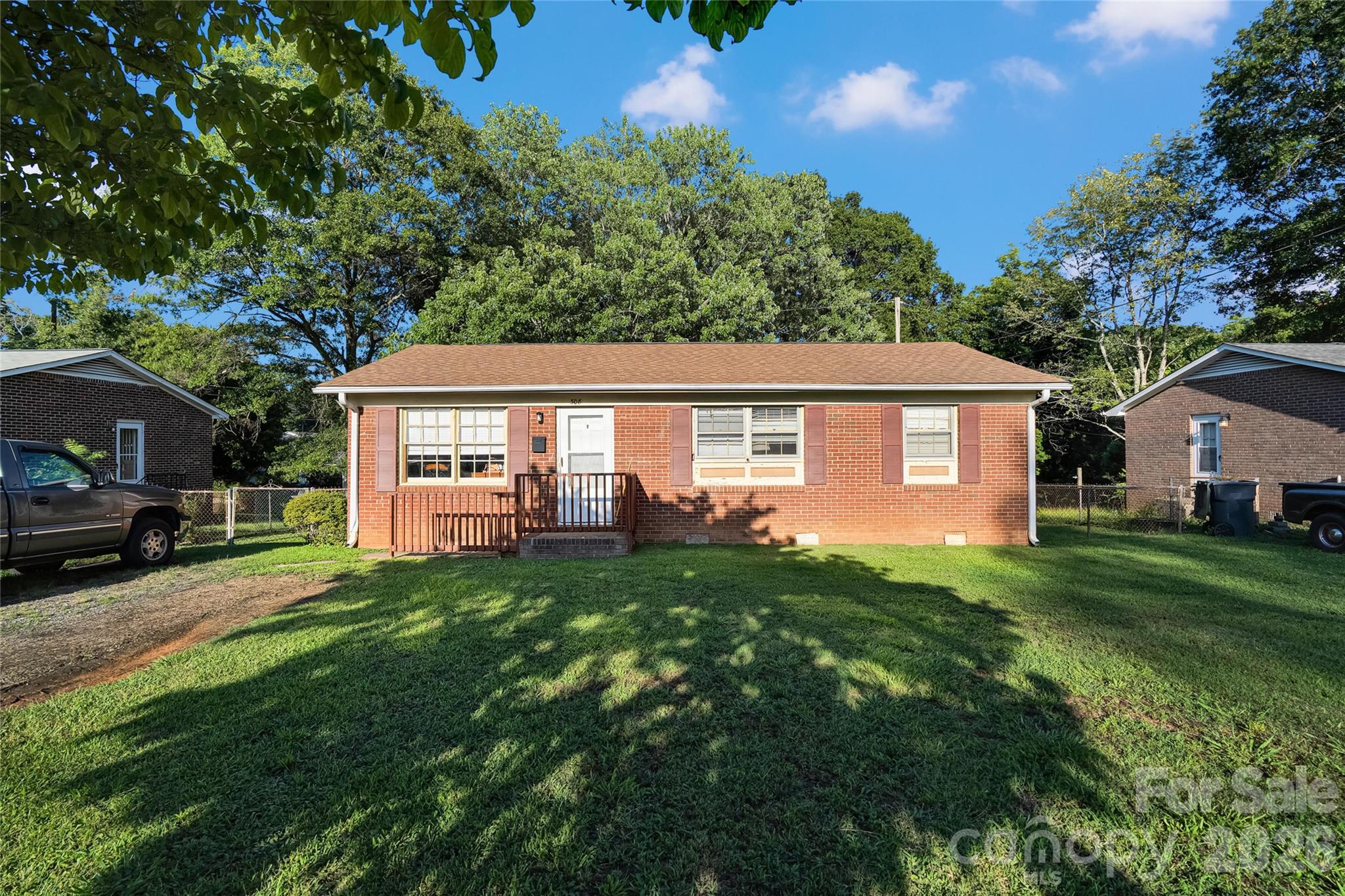 308 S Pine Street Property Photo 20