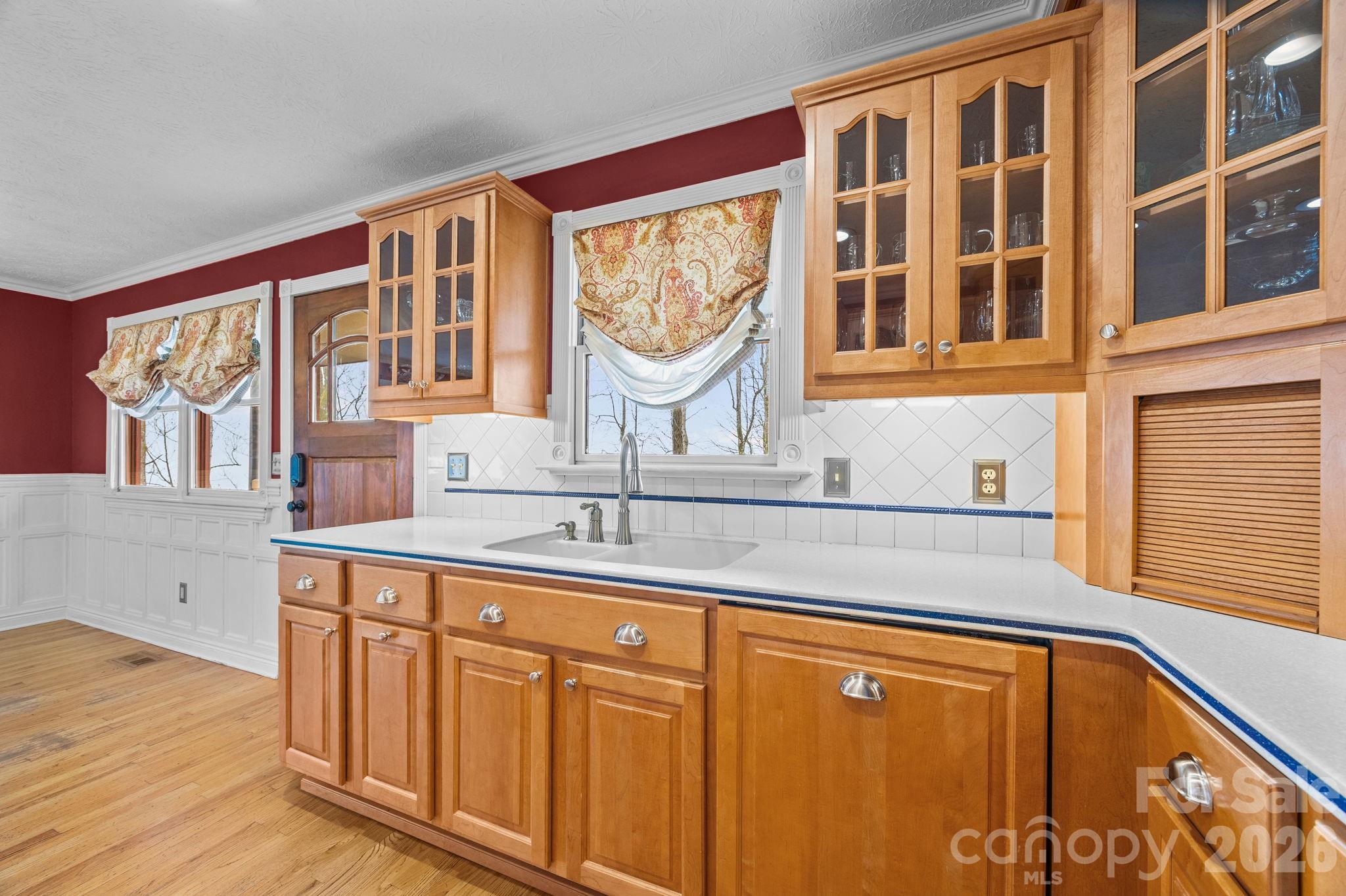 6773 & 6777 Pinnacle Mountain Road Property Photo 4
