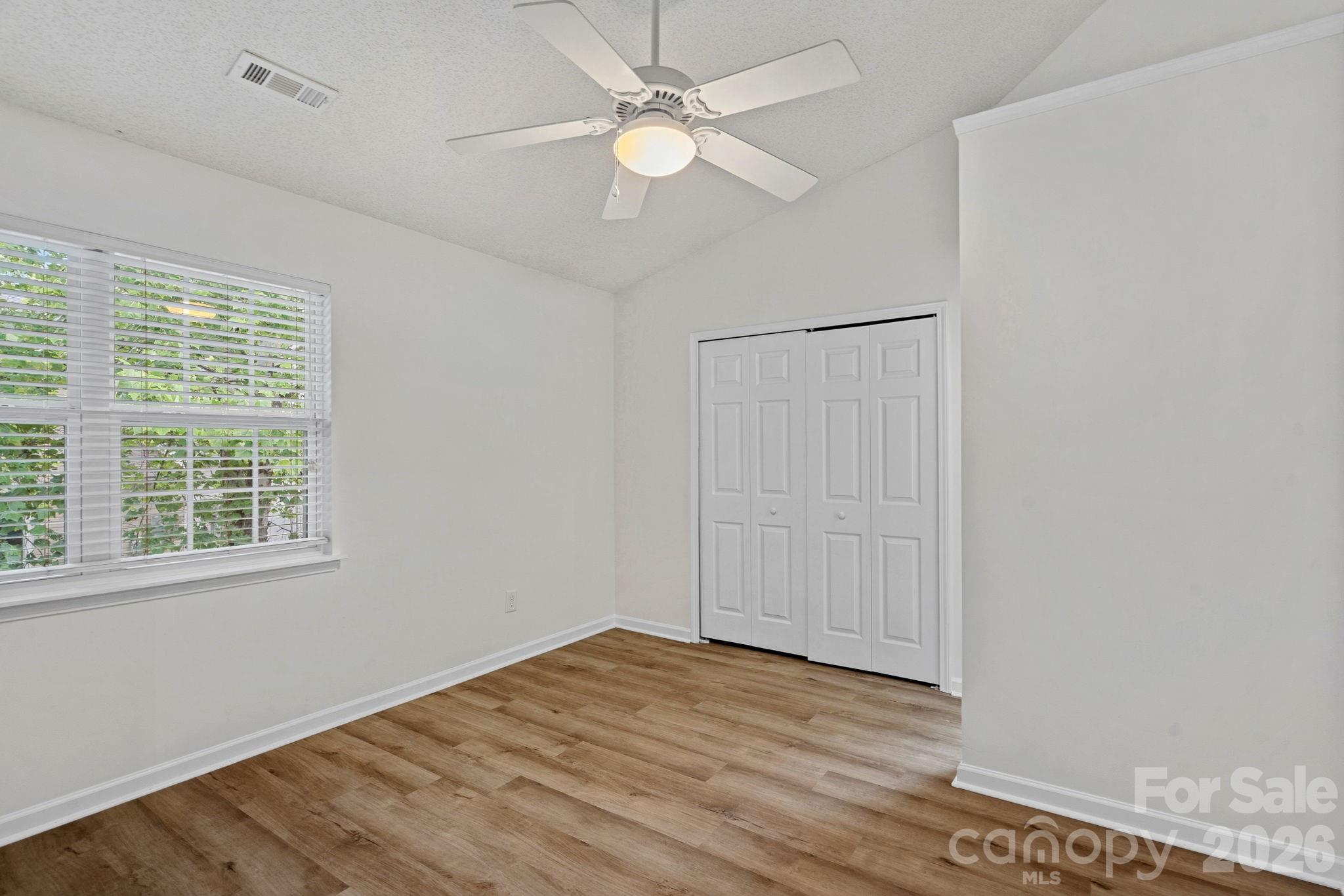 10822 Holly Ridge Boulevard Property Photo 15