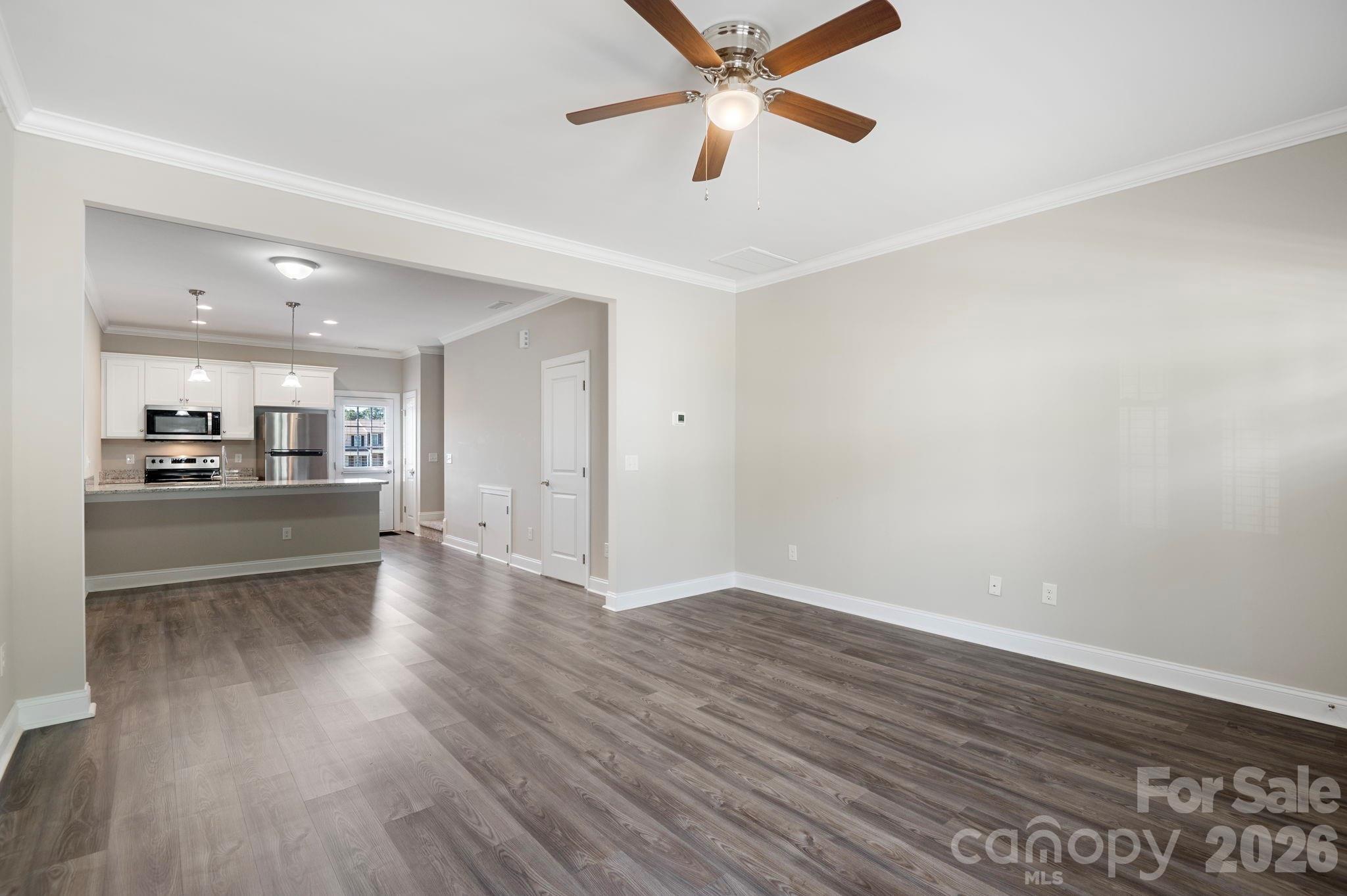 3939 Newhall Drive Property Photo 6