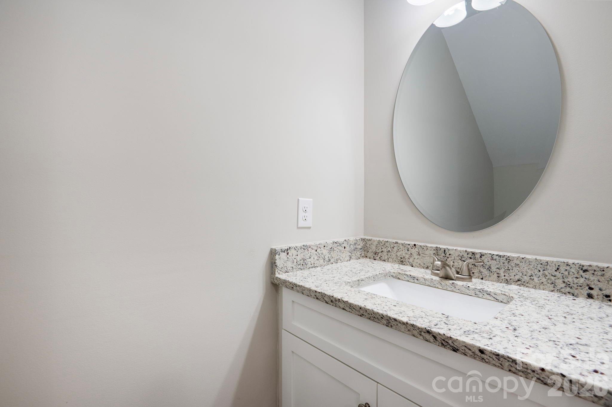 3939 Newhall Drive Property Photo 12