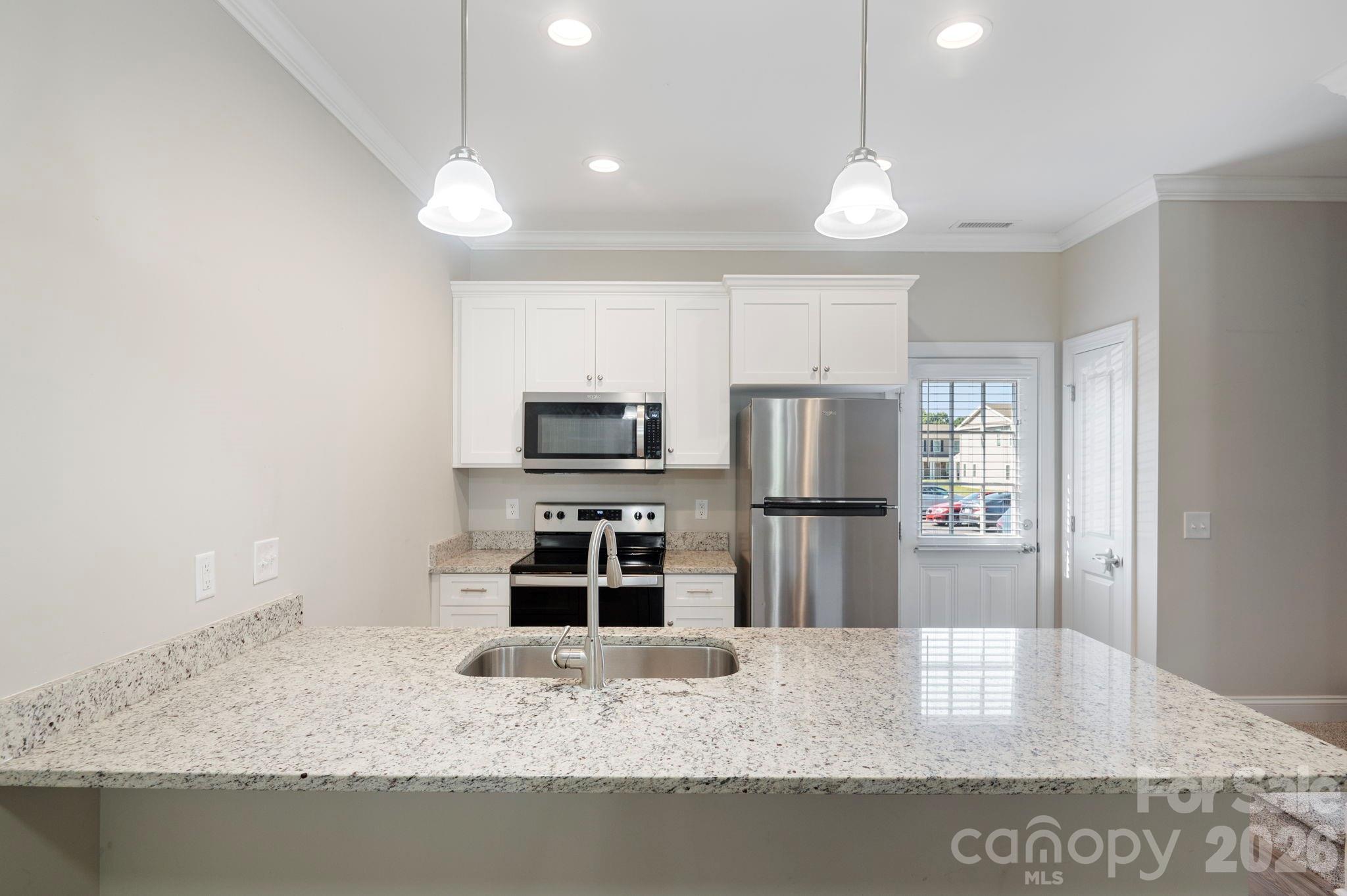 3939 Newhall Drive Property Photo 13