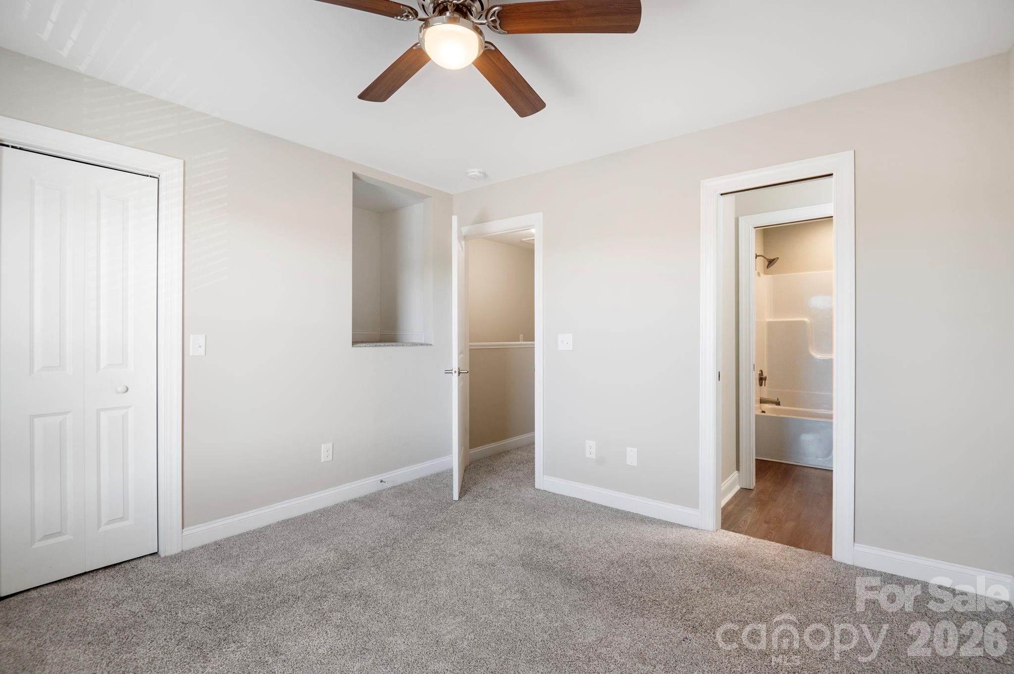 3939 Newhall Drive Property Photo 20
