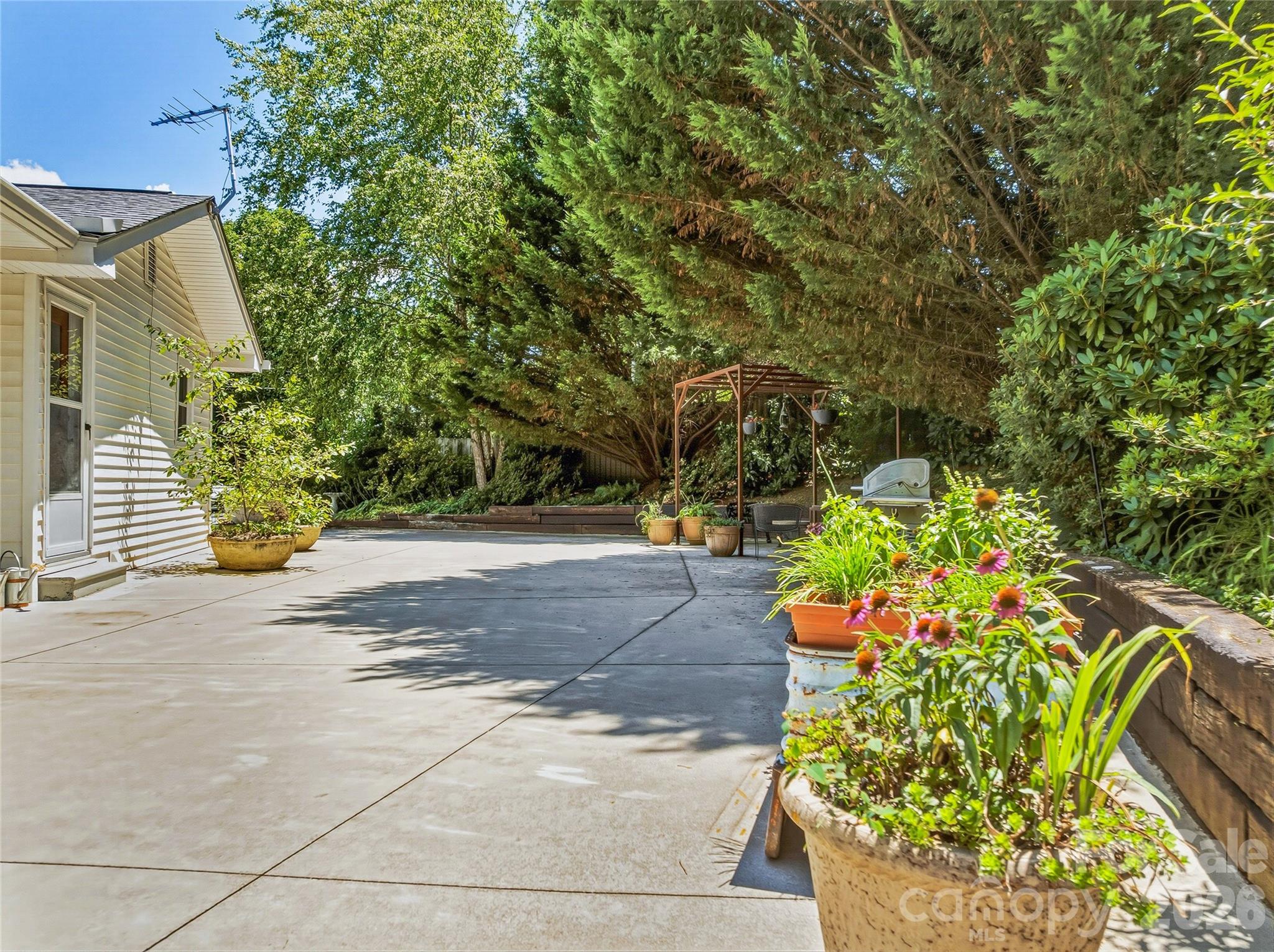57 Langwell Avenue Property Photo 36