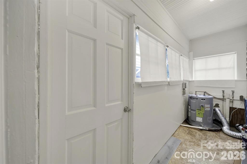 714,716 Lucas Street Property Photo 18