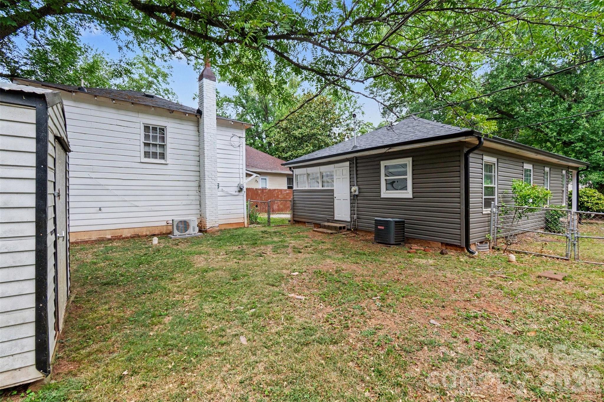 714,716 Lucas Street Property Photo 20